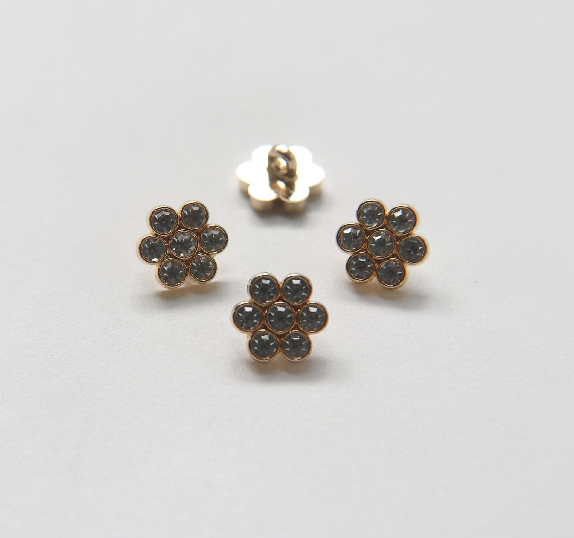 12mm flower Round Vintage Swarovski Stud Buttons 6 pieces Crystal Button Beads & Jewelry Supplies for Jewelry Making