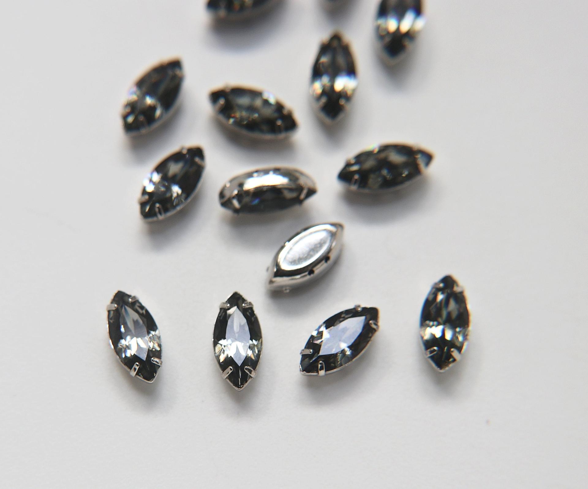 Swarovski 15x7 Navette Clips Sewon 4 hole in Black Diamond Silver Settings (4 pieces) embroidery materials craft vintage ornaments making