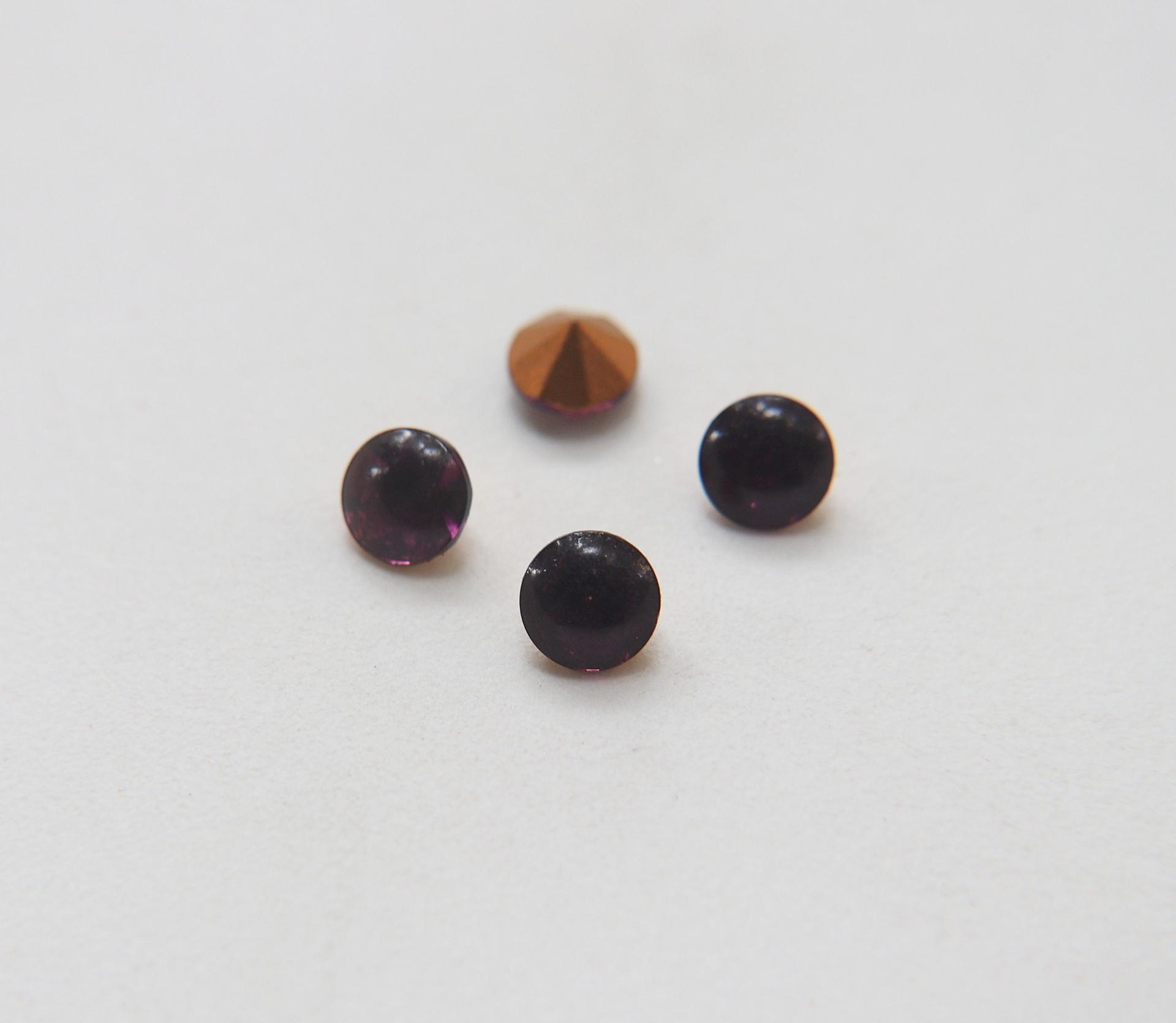 Vintage Swarovski 28ss Cabochon Chaton stones Round stones jewelry making vintage findings