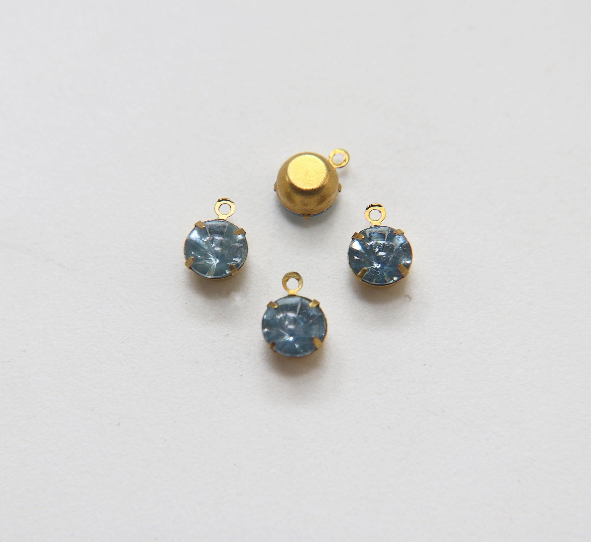 Vintage Swarovski 6mm Cabochon Round stone setting drop one loop jewelry supplies in Brass jewel making