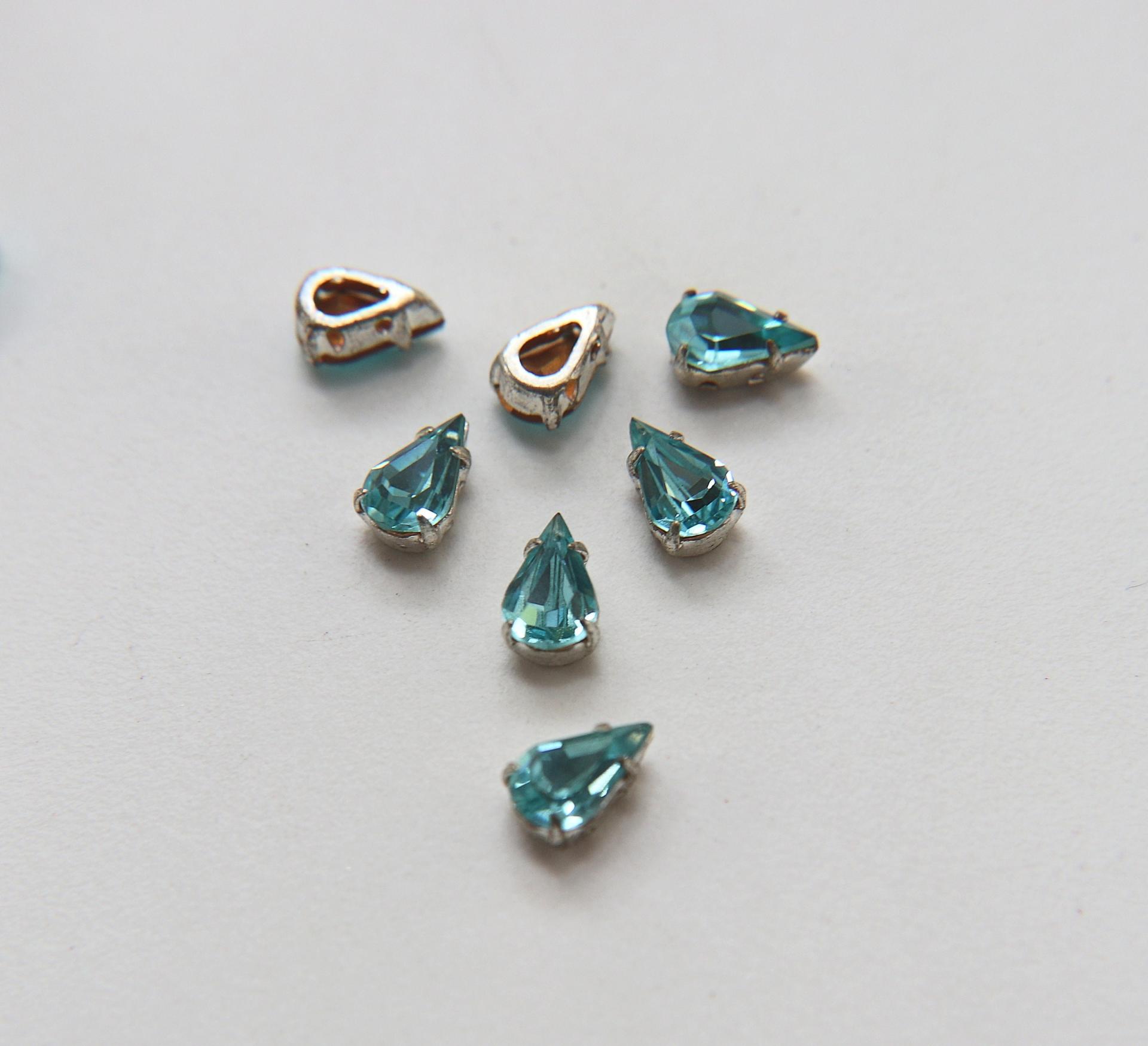 Swarovski 10X6 Pear Vintage Clips Sewon 4 hole in Aquamarine Silver Settings embroidery materials craft vintage