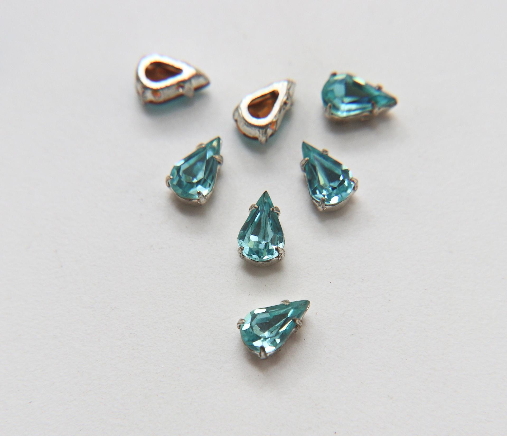 Swarovski 10X6 Pear Vintage Clips Sewon 4 hole in Aquamarine Silver Settings embroidery materials craft vintage