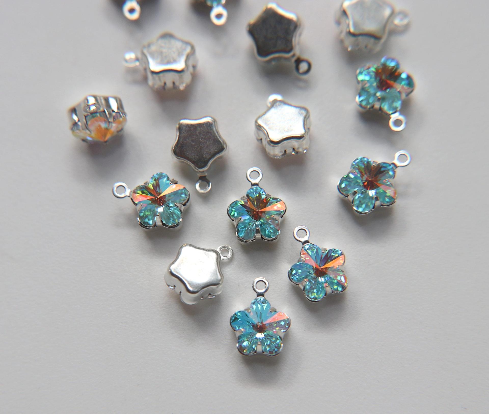 SWAROVSKI 4744 DAISY RHINESTONE in drop setting silver plated 10mm jewelry supplies pendant