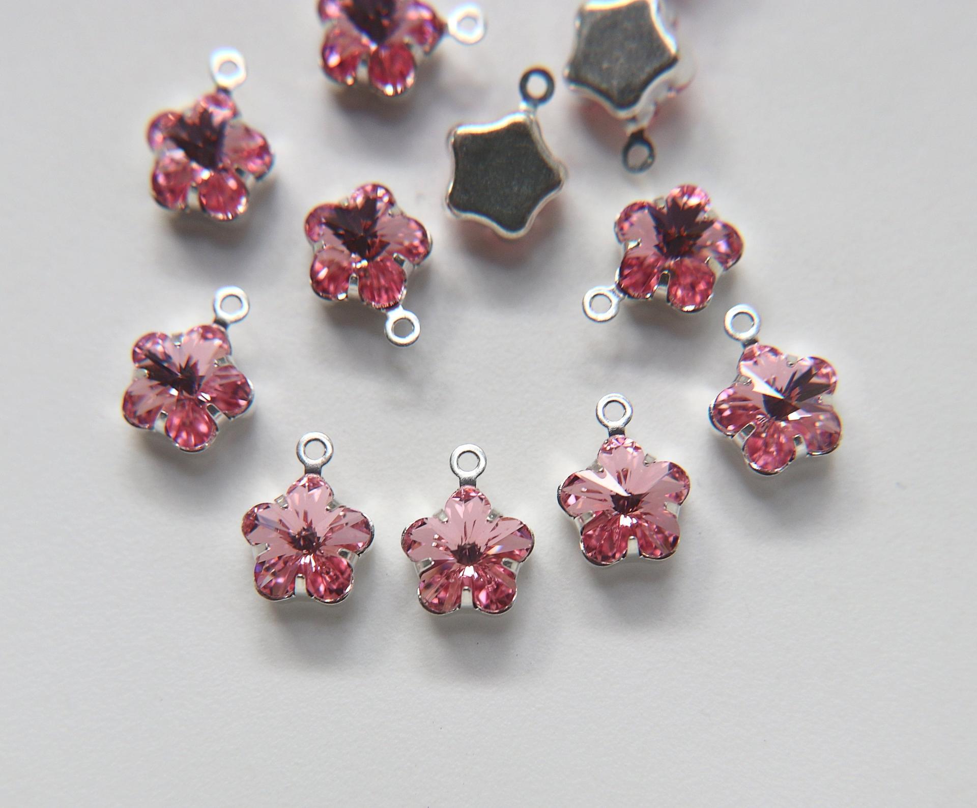 SWAROVSKI 4744 DAISY RHINESTONE in drop setting silver plated 10mm jewelry supplies pendant