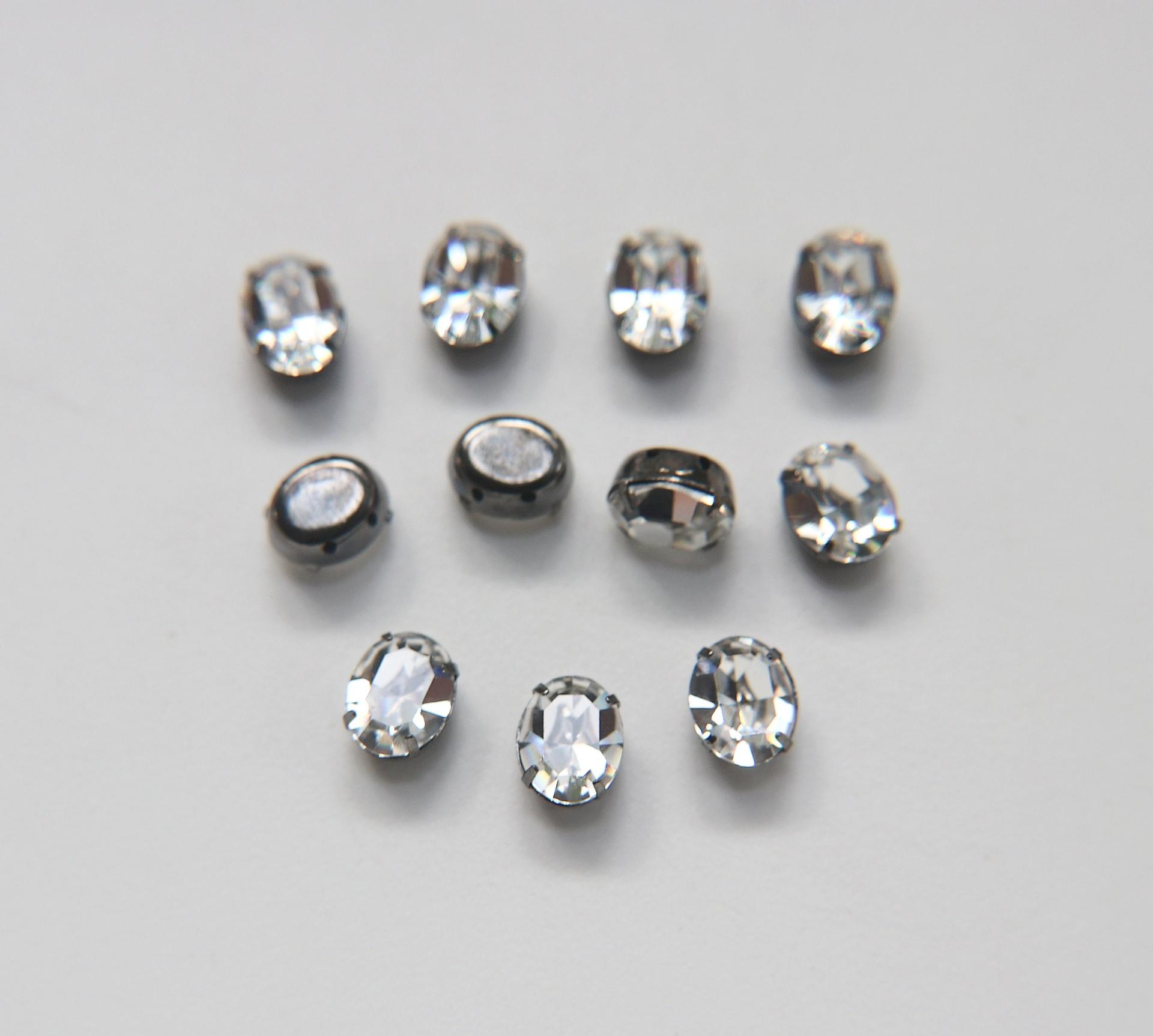 Swarovski 10X8 MM Oval crystal in Vintage black Prong Settings BRASS SETTINGS strass embellishments vintage rare