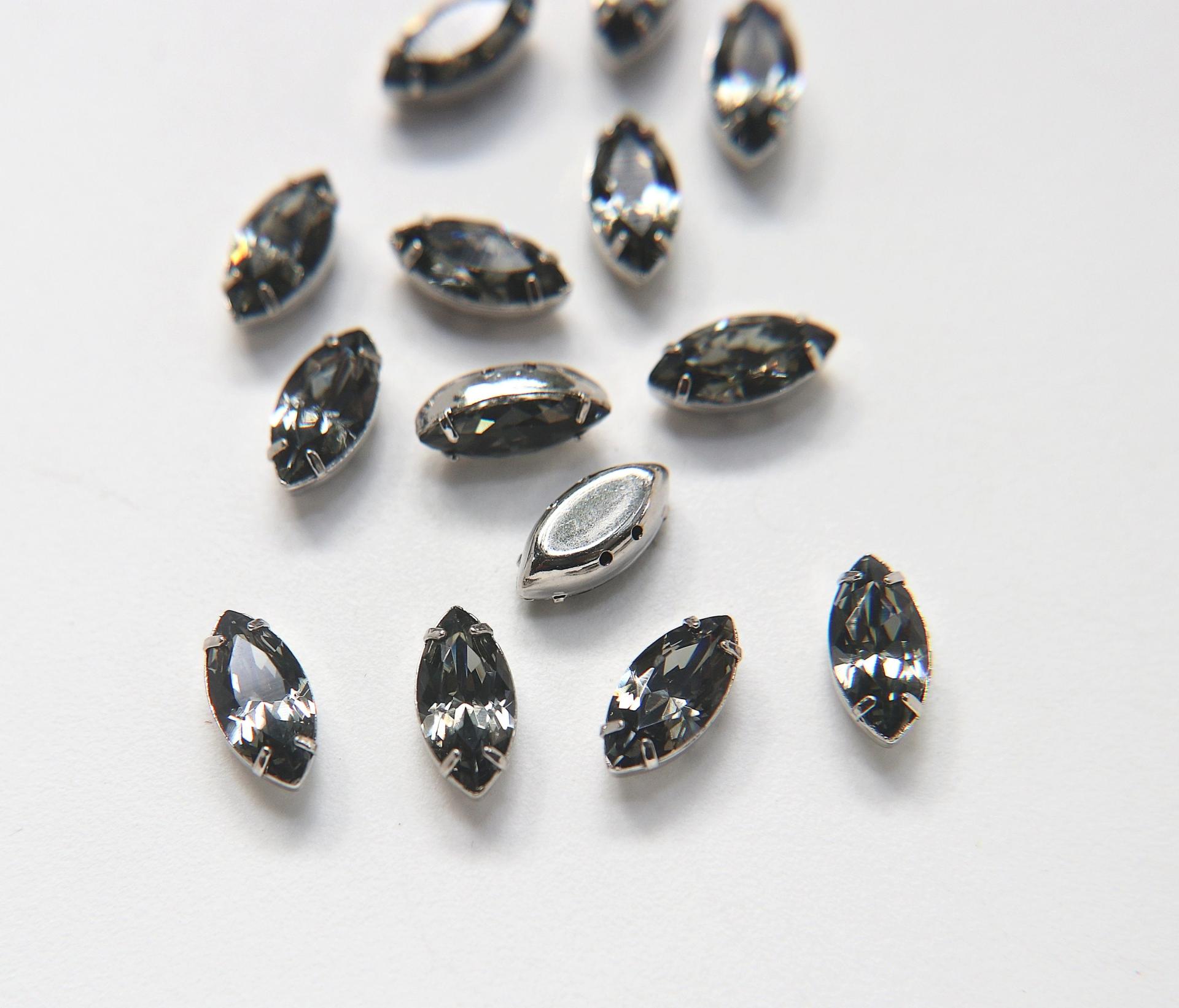 Swarovski 15x7 Navette Clips Sewon 4 hole in Black Diamond Silver Settings (4 pieces) embroidery materials craft vintage ornaments making