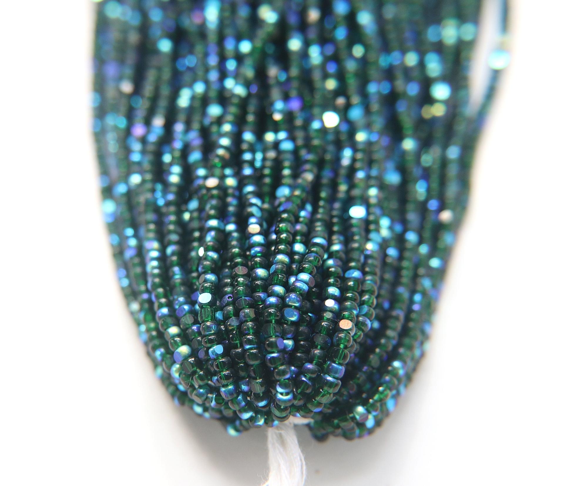 8/0 Hanks Charlotte Cut Beads Patina Transparent Deep Green Aurore Boreale Hanks PREMIUM SEED BEADS Native Supplies ornament making