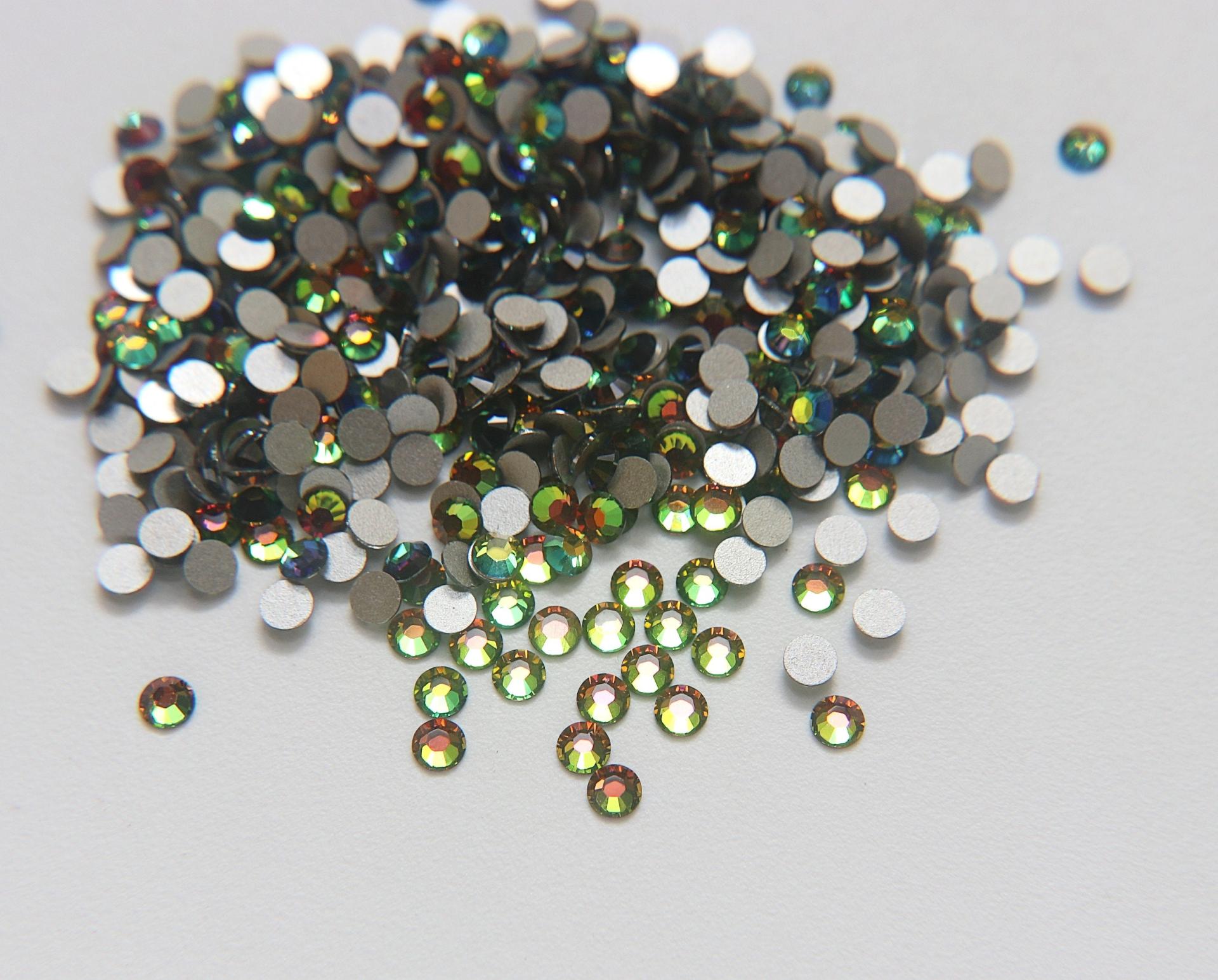 16SS Swarovski Flatbacks in Crystal Vitrail Medium Chaton Roses 4mm Made in Austria Nail art jewelry makin supply decoration