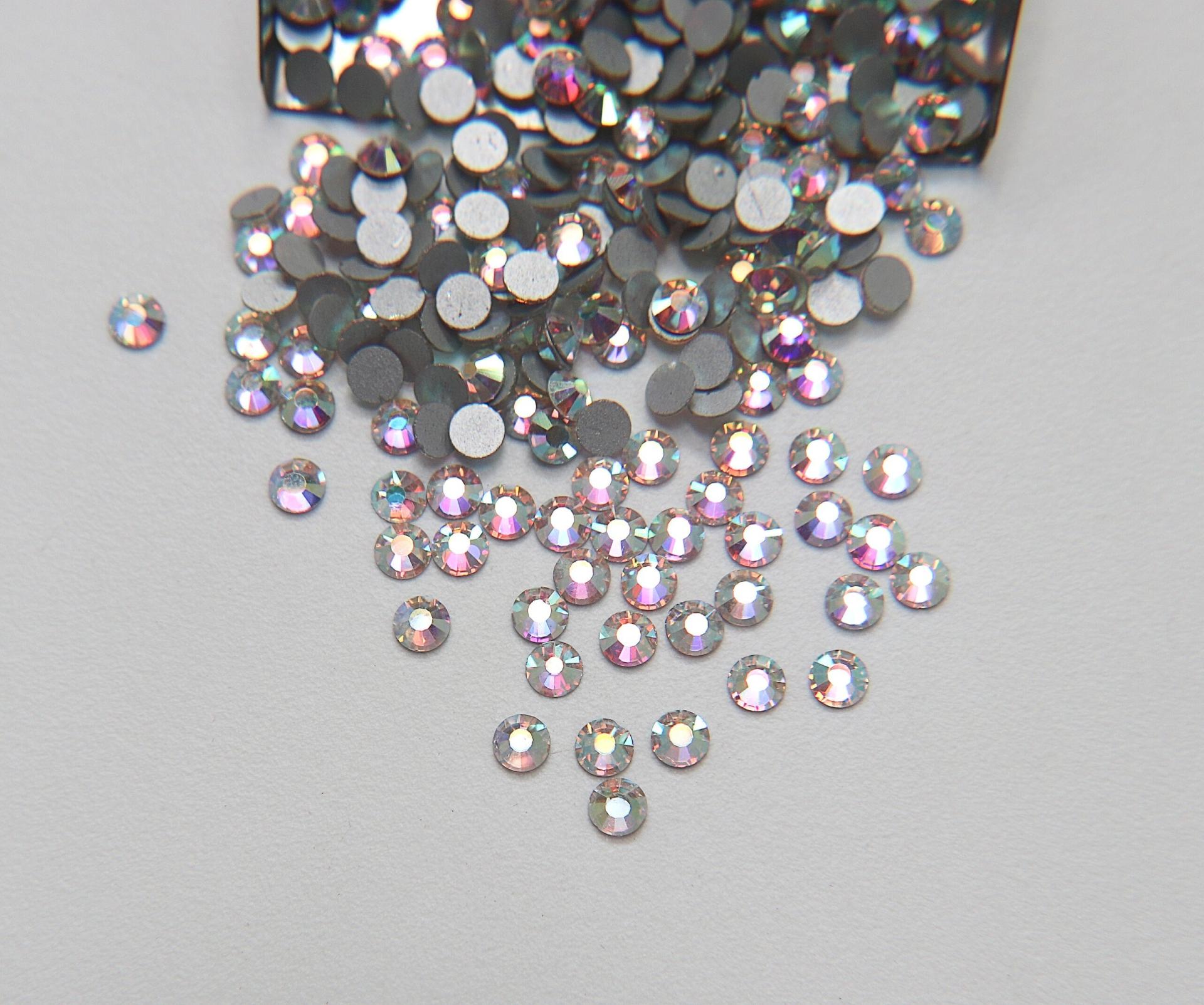 16SS Swarovski vinatge Flatbacks in Crystal Aurore Boreale Chaton Roses 4mm Made in Austria Nail art jewelry making supply decoration