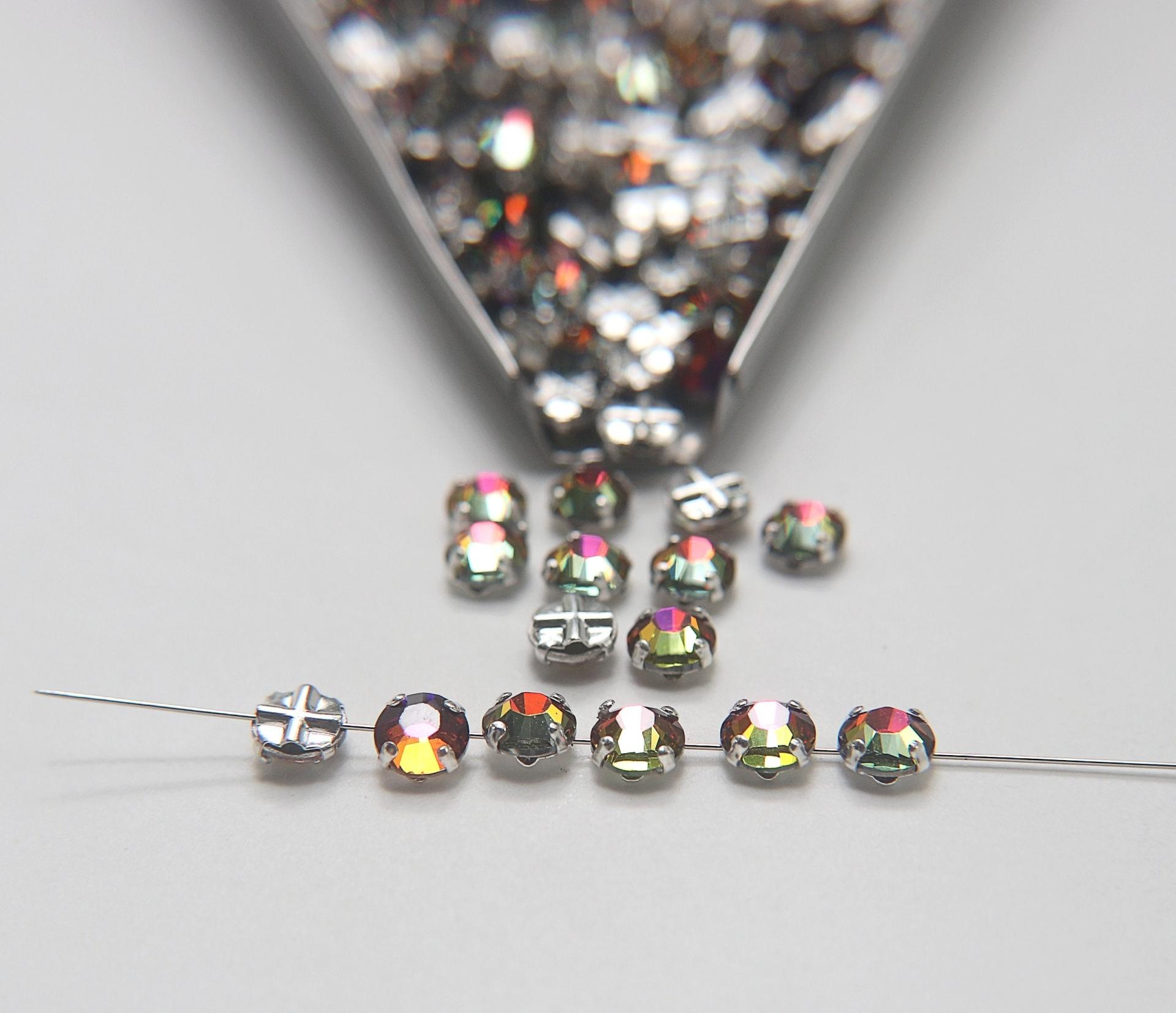 34ss Clear Vintage Flatback Swarovski Crystal Volcano Rose Montees 8 mm Silver Plated Mounted Rose Montees sewon embroidery materials