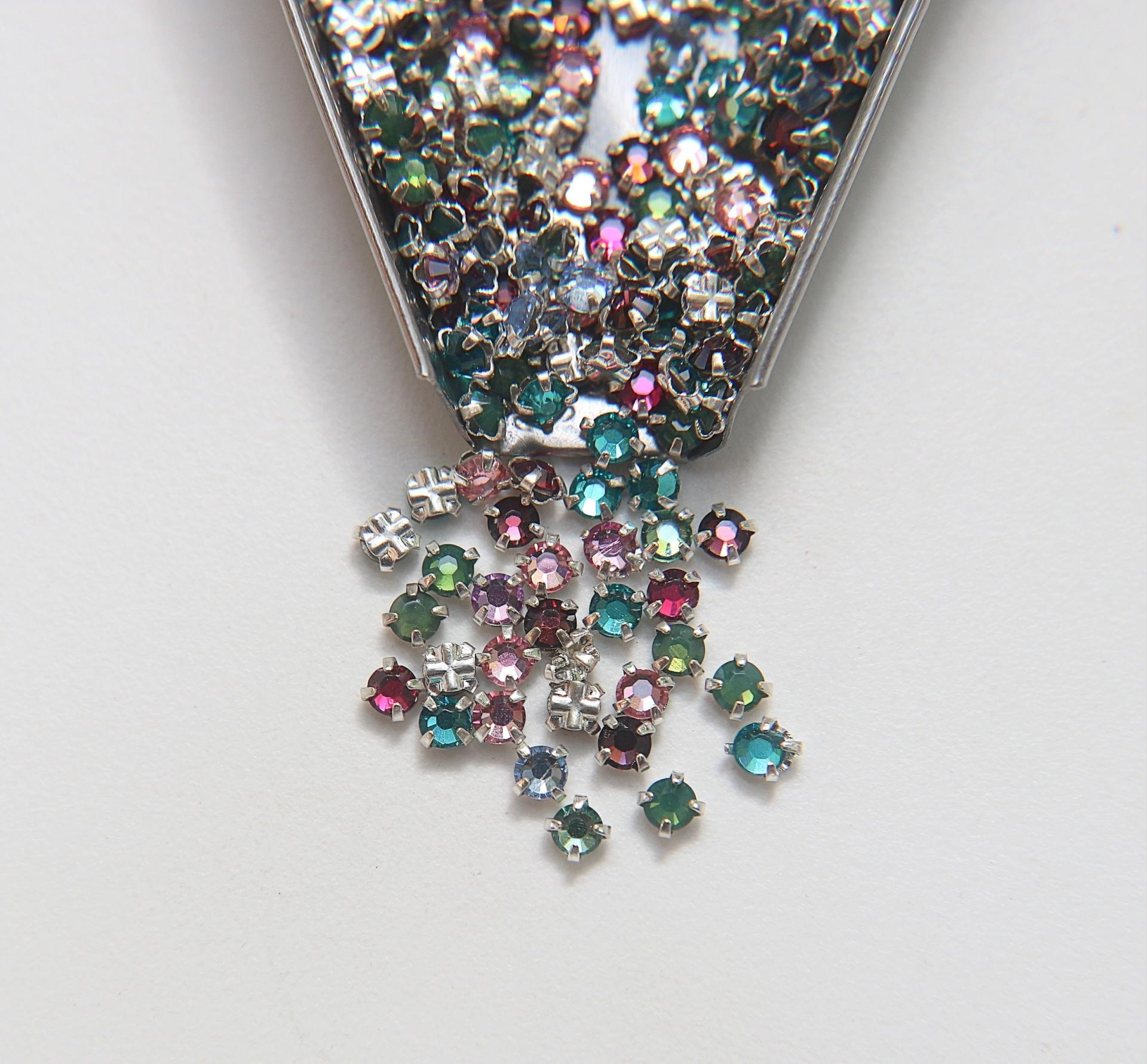 12ss Clear Flatback Swarovski Rose Montees, 3.25mm Silver Plated Mounted Rose Montees, in colors, sewon, embroidery materials, wedding deco