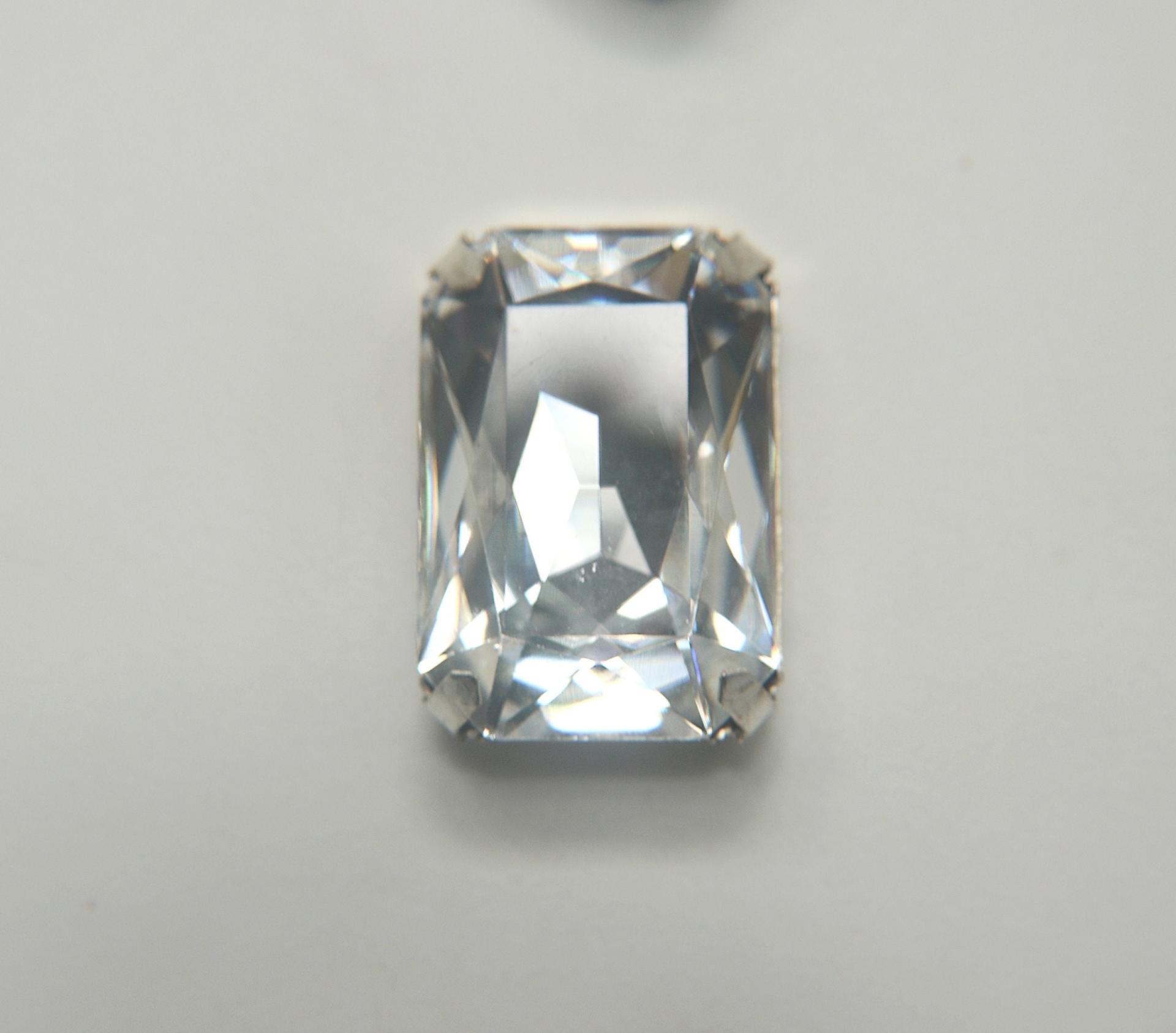 Swarovski 37x25.5 mm Ocatgon Fancy 4627 Crystal Silver Vintage Clips Sewon 4 hole embroidery materials sewing jewelry making craft vintage