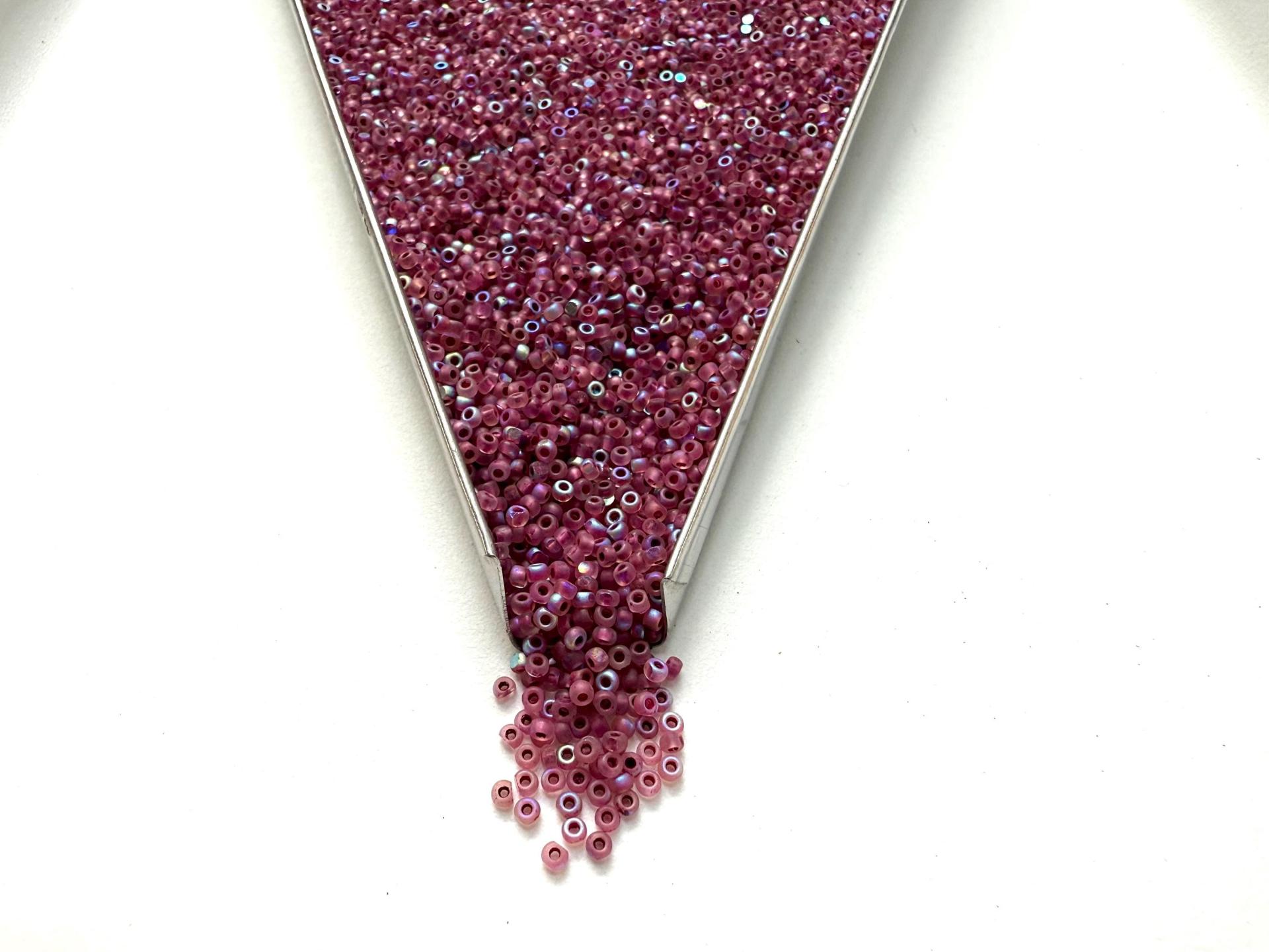 11/0 True Cut Beads Patina Matt Crystal Neon Pink Lined Aurore Boreale embroidery materials native supply ornaments making