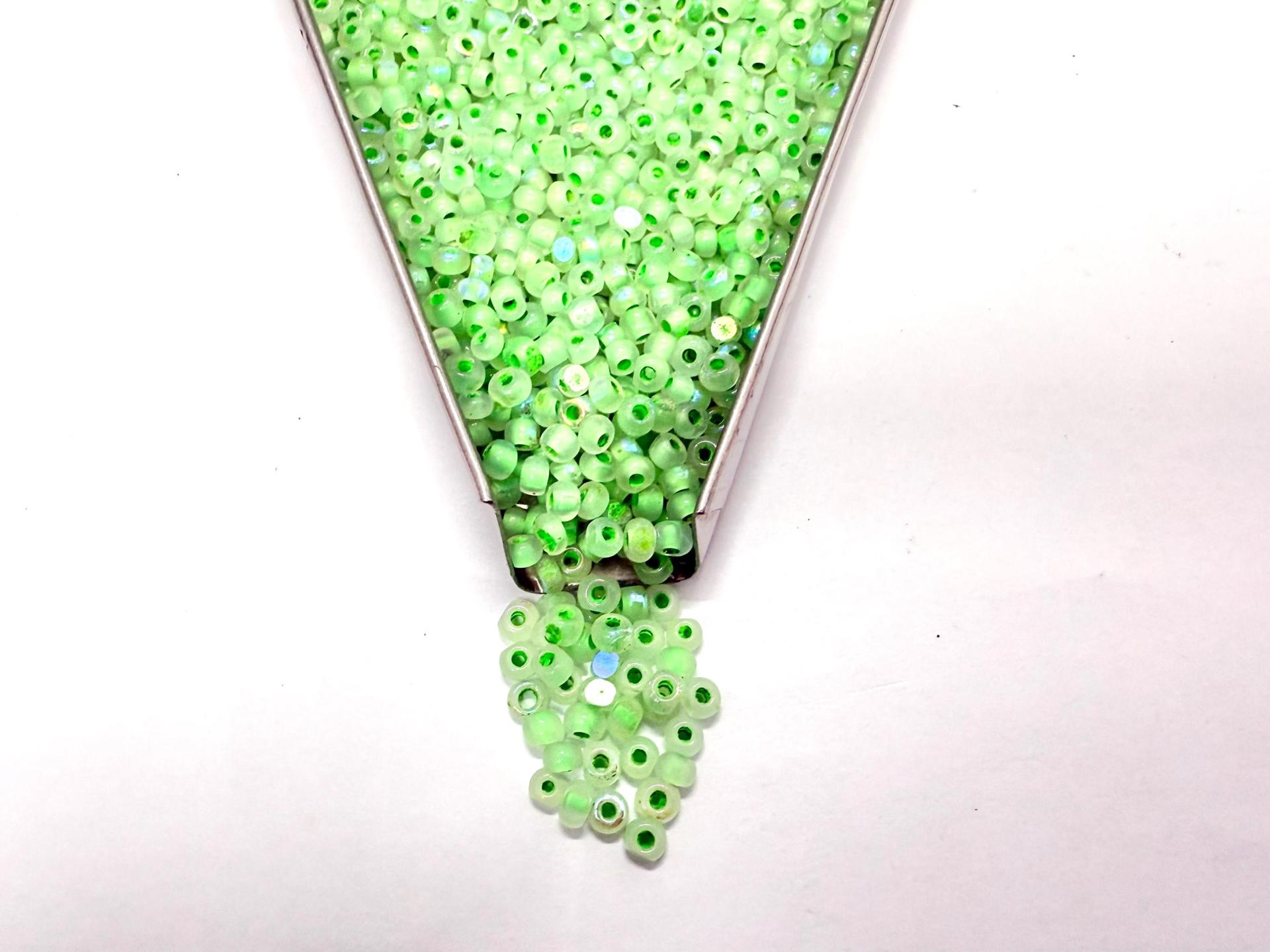 8/0 Charlotte Cut Beads Patina OPAL Neon Linings Aurore Boreale frosted glass beads jewelry supply native beads embroidery supply