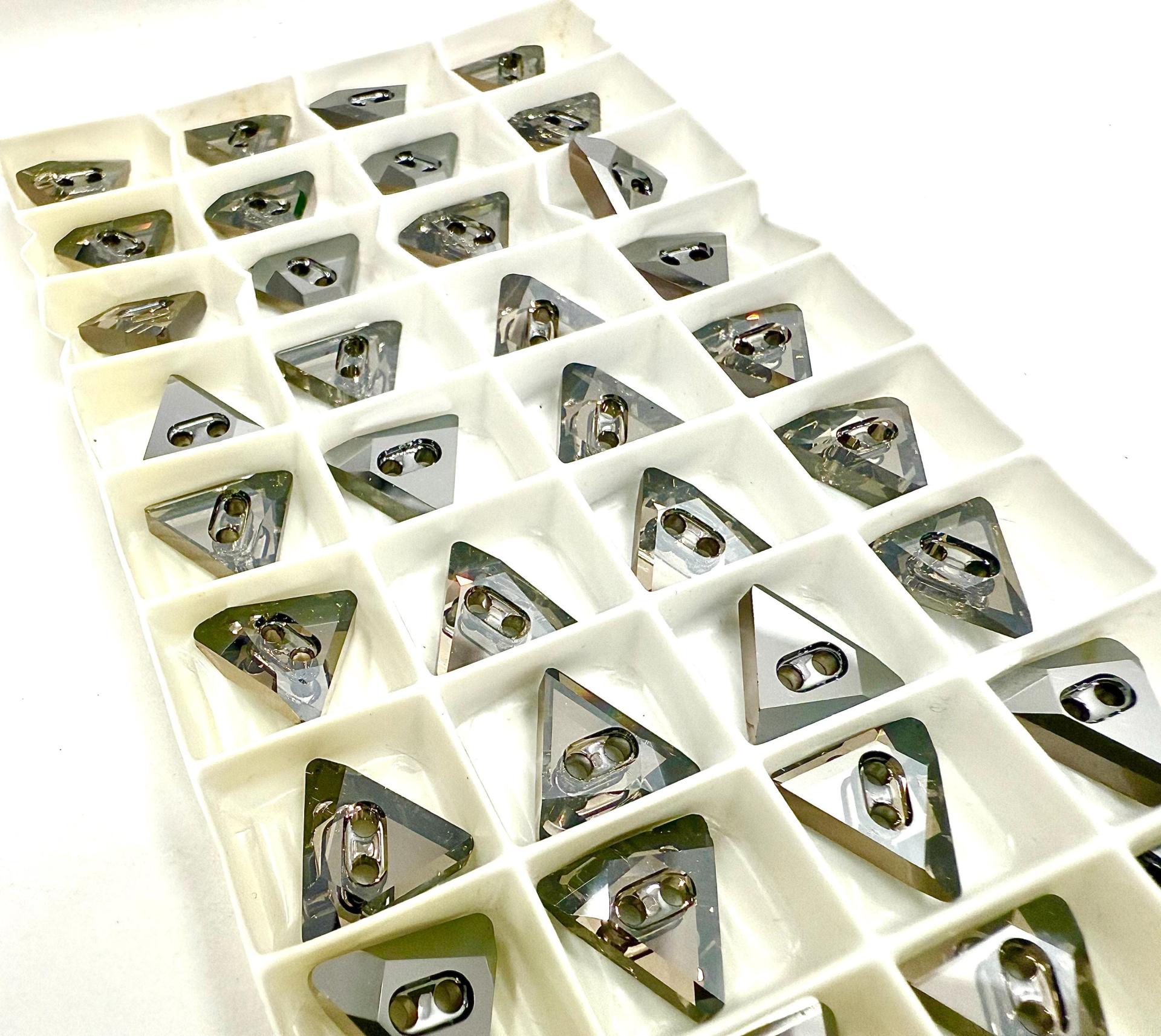 12mm Swarovski 3028 Triangle Crystal Satin Button vintage crystals Button vintage crystals