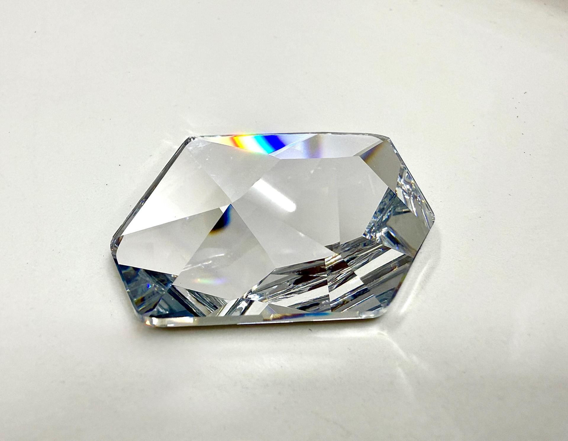 Swarovski 38 x 33 mm 4759 Flat Back Cosmic Fancy Stone (Crystal Cal Vi Si) chunky stones
