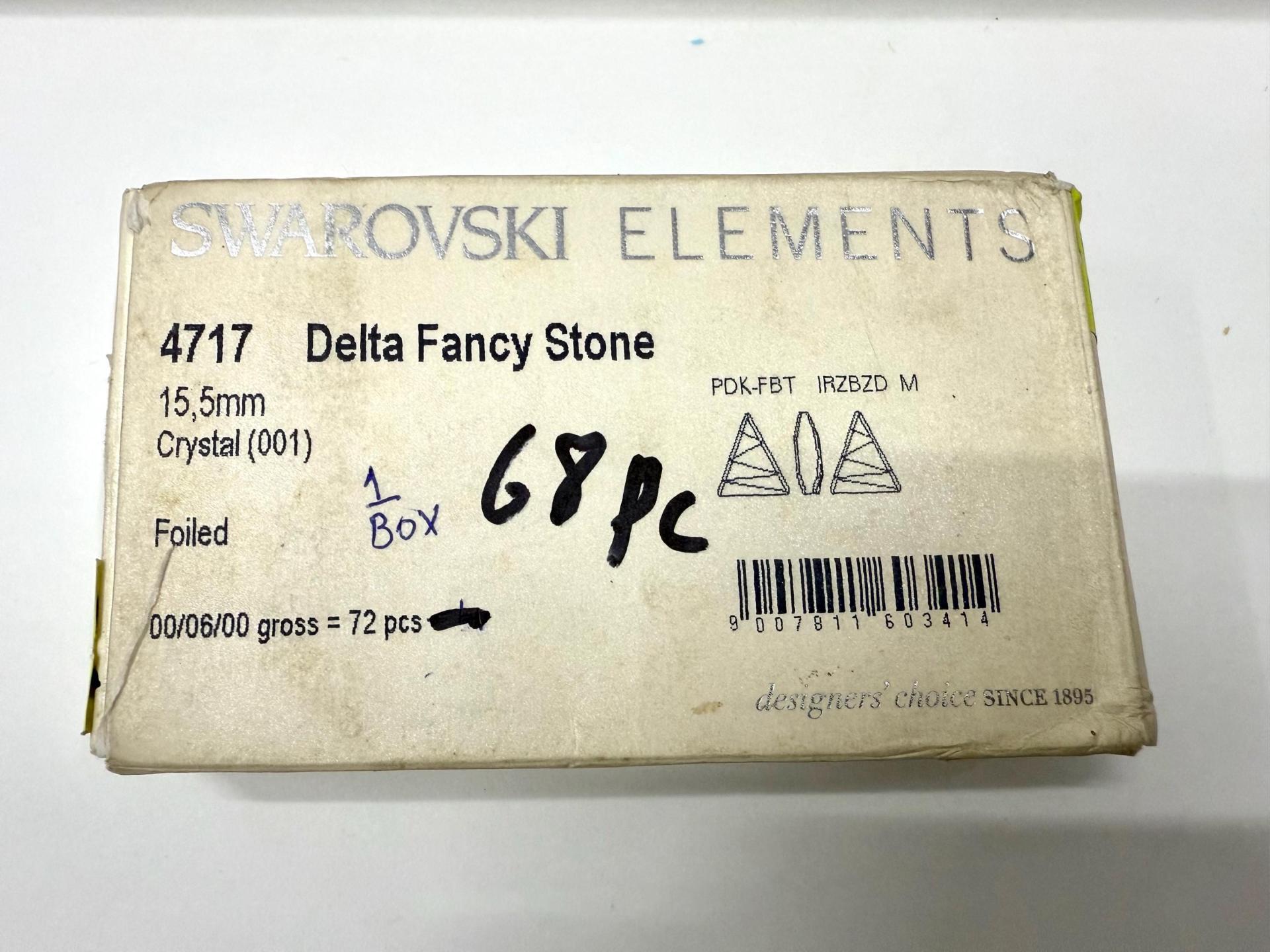 Swarovski 4717 Delta Fancy Stone 15.5mm Crystal Foiled jewelry making stones