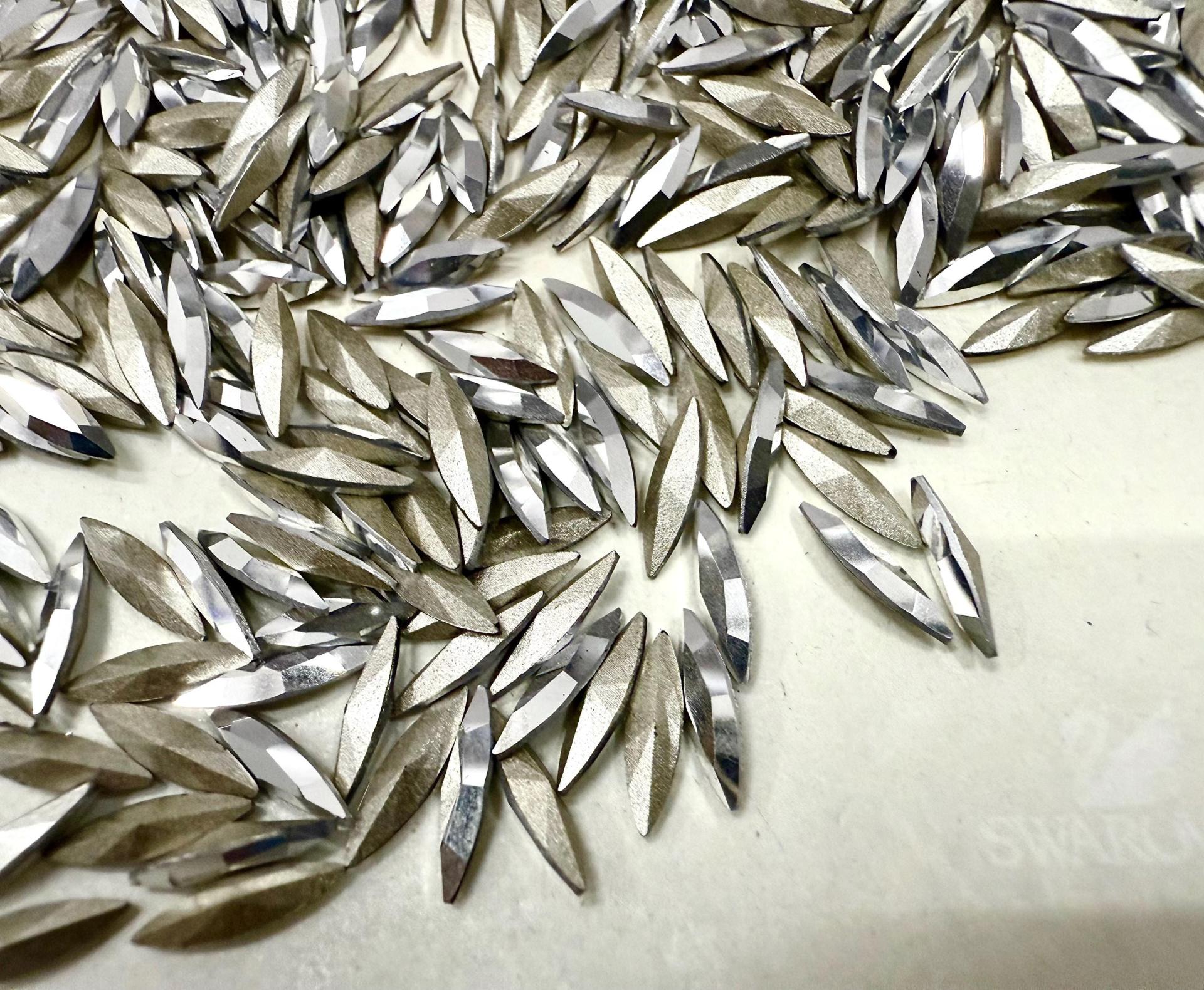 11x3mm Swarovski Crystal Argent Light Marquise New Vintage Pointy Back Navette 4200 crystals Jewelry making stones gemstones