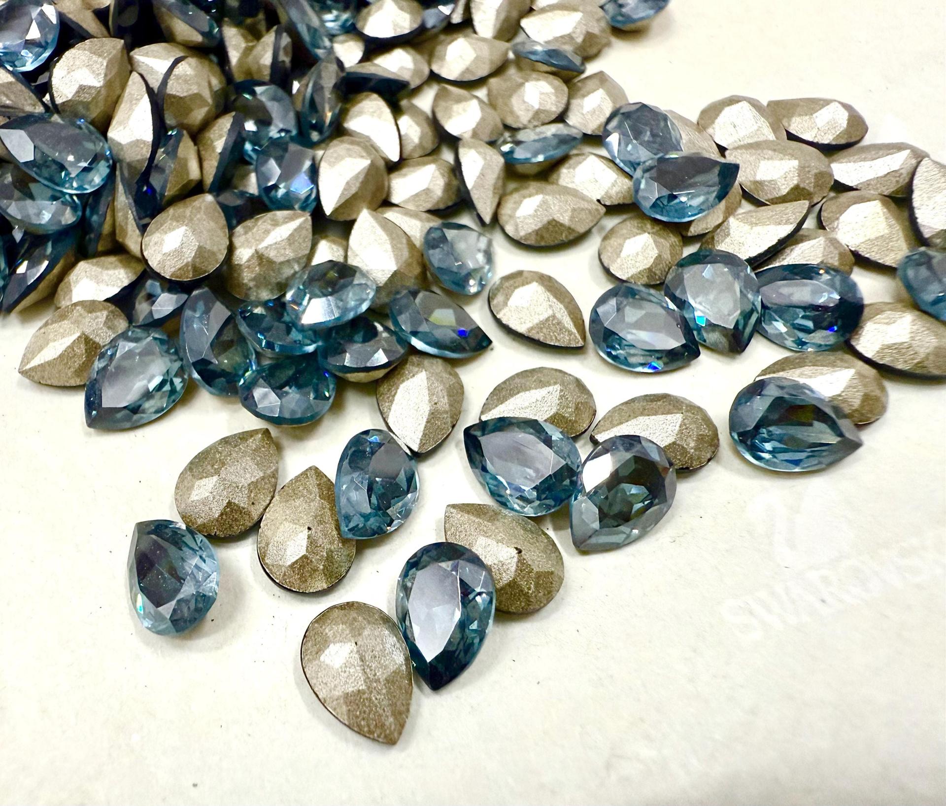 Vintage Swarovski 8x6 mm Aquamarine Satin Pear Shape article 4320 Premier Crystal Rhinestones 6/12/36/72/144 Pieces gemstones