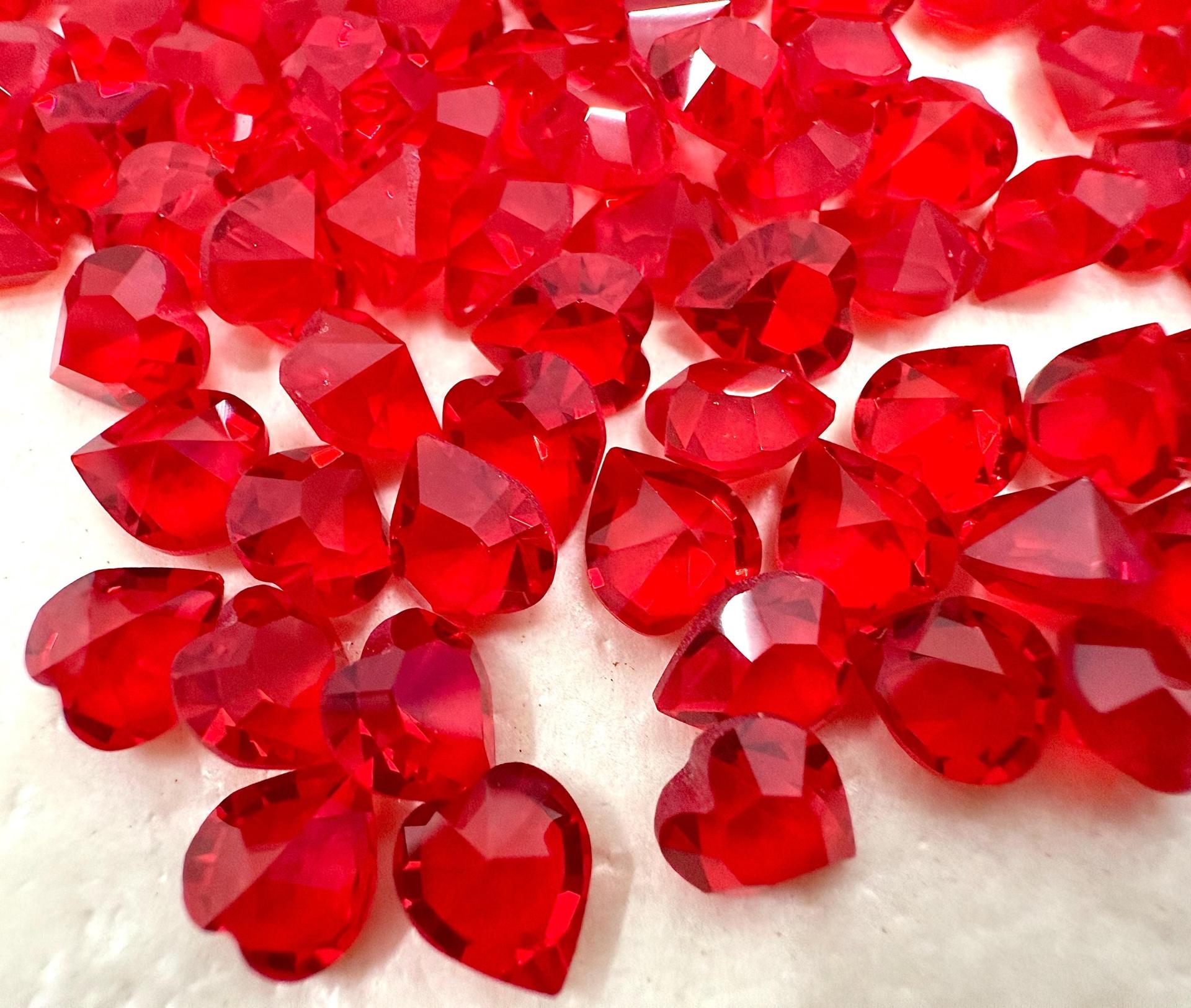 Swarovski 4800 Vintage Heart Rhinestones - 6.6x 6 mm in Light Siam unfoiled fancy stones jewelry making