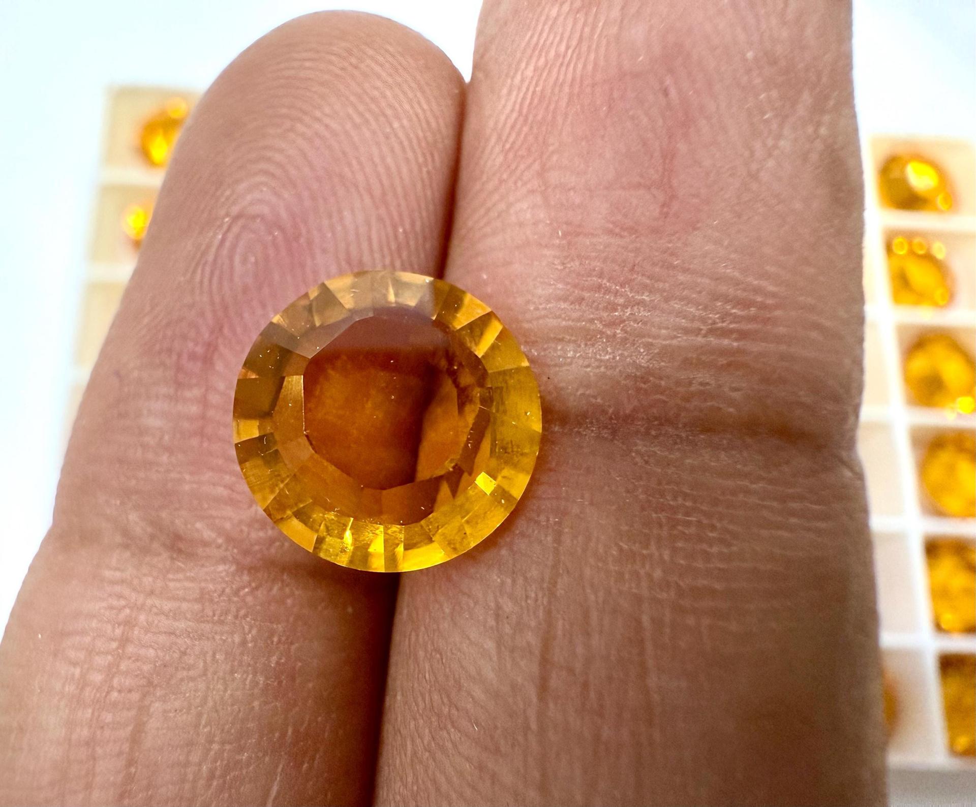 47ss SWAROVSKI #1128 Channel CRYSTAL Vintage Rhinestones in Topaz Unfoiled jewelry making supply vintage components cubic zirconium
