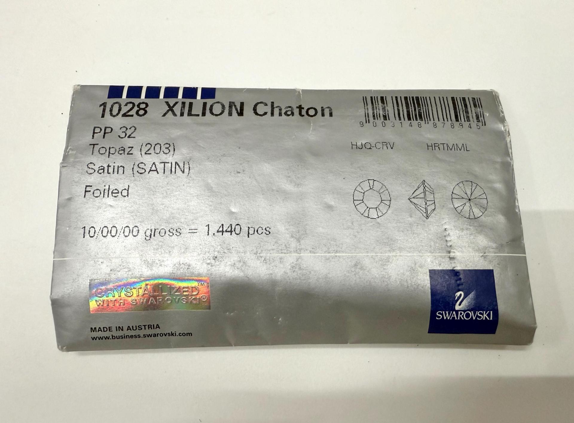 Swarovski Topaz Satin 32pp Swarovski 1028 Chatons Rhinestones Xilion Vintage Swarovski rhinestones zirconium Crystal Clay Jewelry Repair
