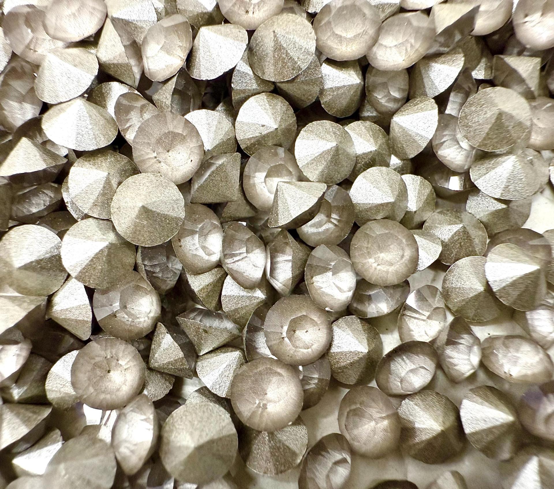 Swarovski 24ss Crystal Frosted V 1028 Chaton Round Stone Pointed Back Crystal