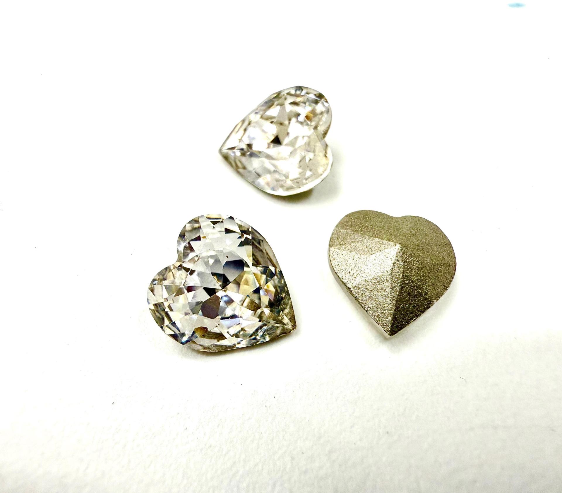 Swarovski 4831 Vintage Heart Rhinestones 11x 10mm in Crystal Foiled heart fancy stones jewelry making