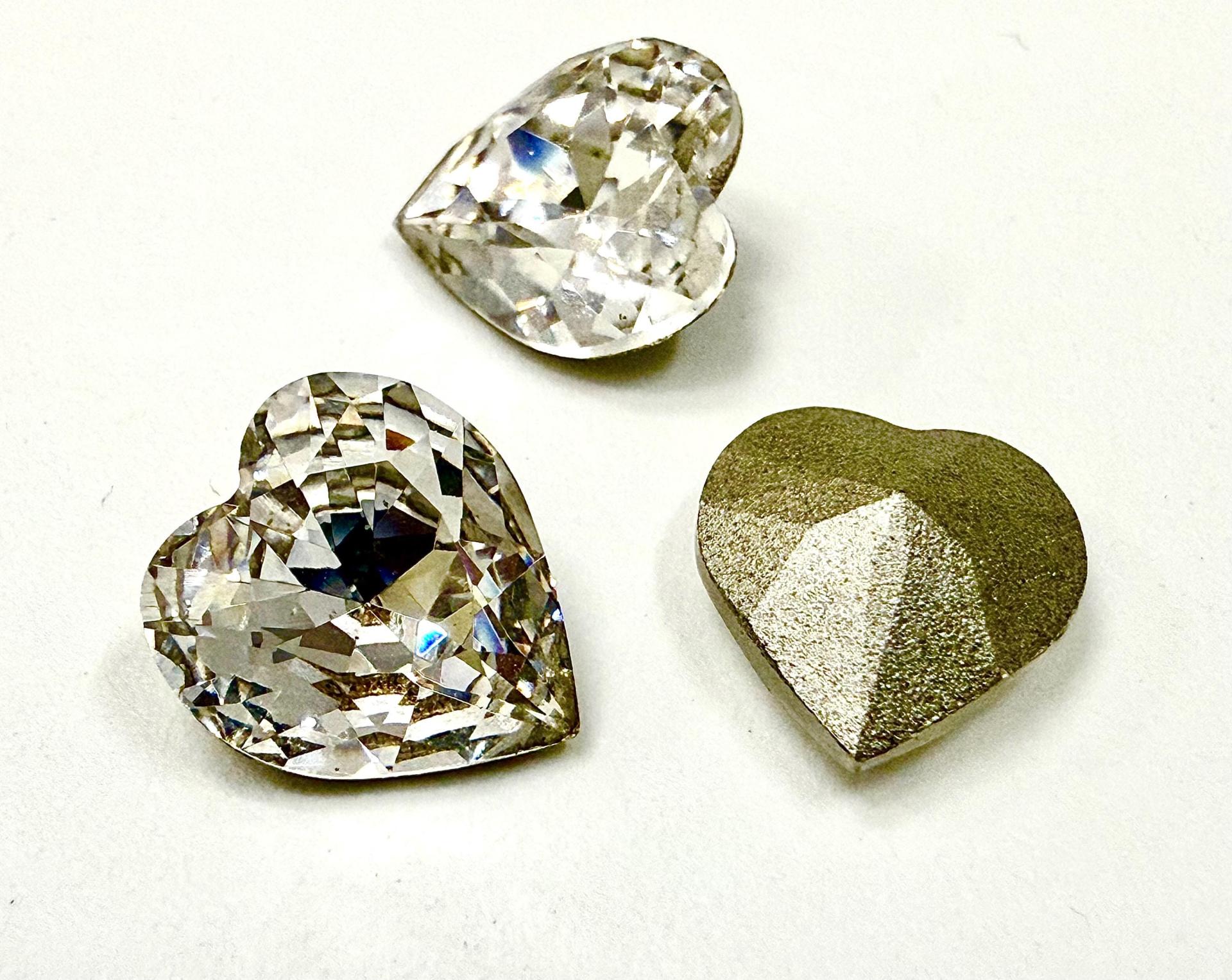Swarovski 4831 Vintage Heart Rhinestones 11x 10mm in Crystal Foiled heart fancy stones jewelry making
