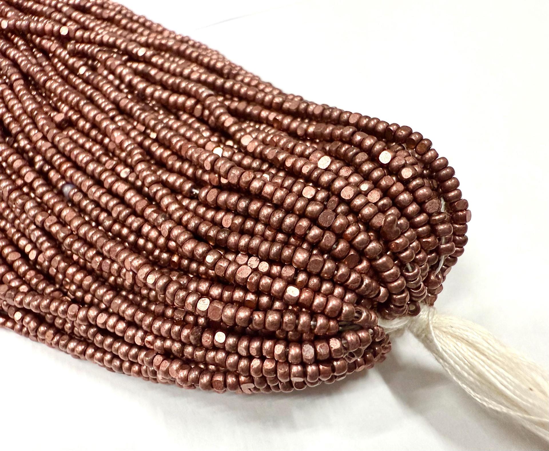 11/0 Hanks Charlotte Cut Beads Metallic Old Rose