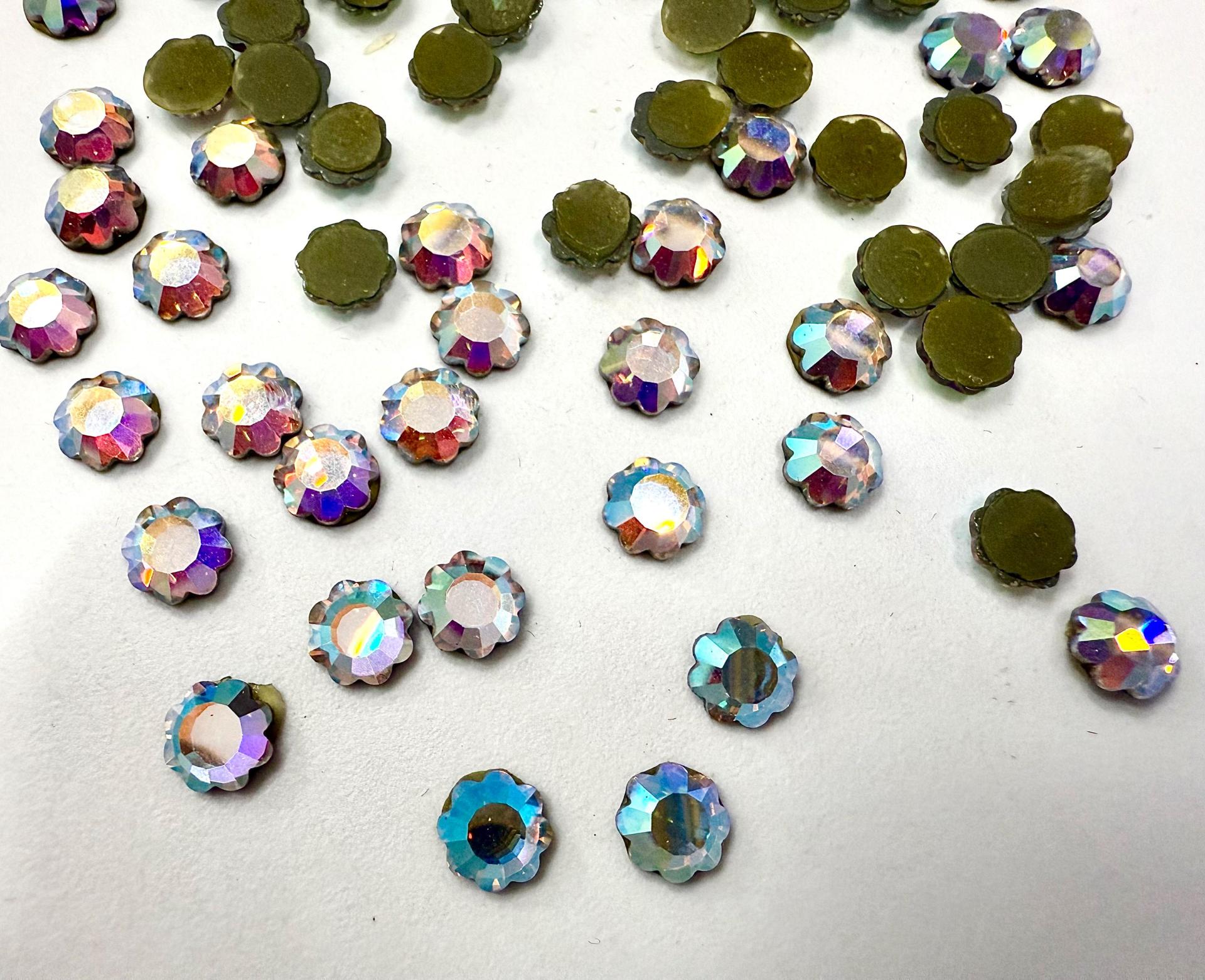 Swarovski 2728 34ss (7.2mm) Marguerite Flatback Crystal Hot Fix