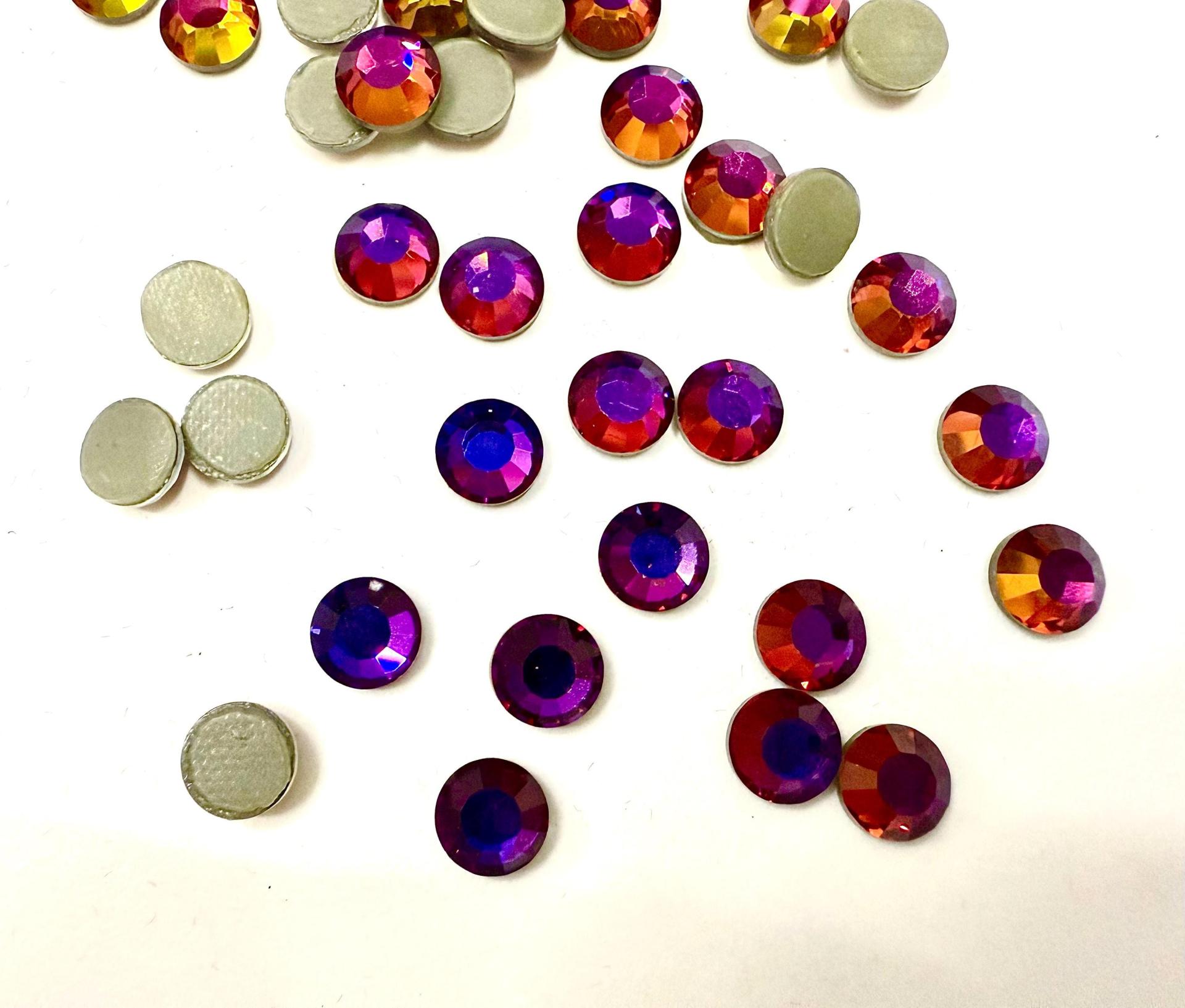 Swarovski Rose Flat Back Hotfix (2028) SS34 in Volcano