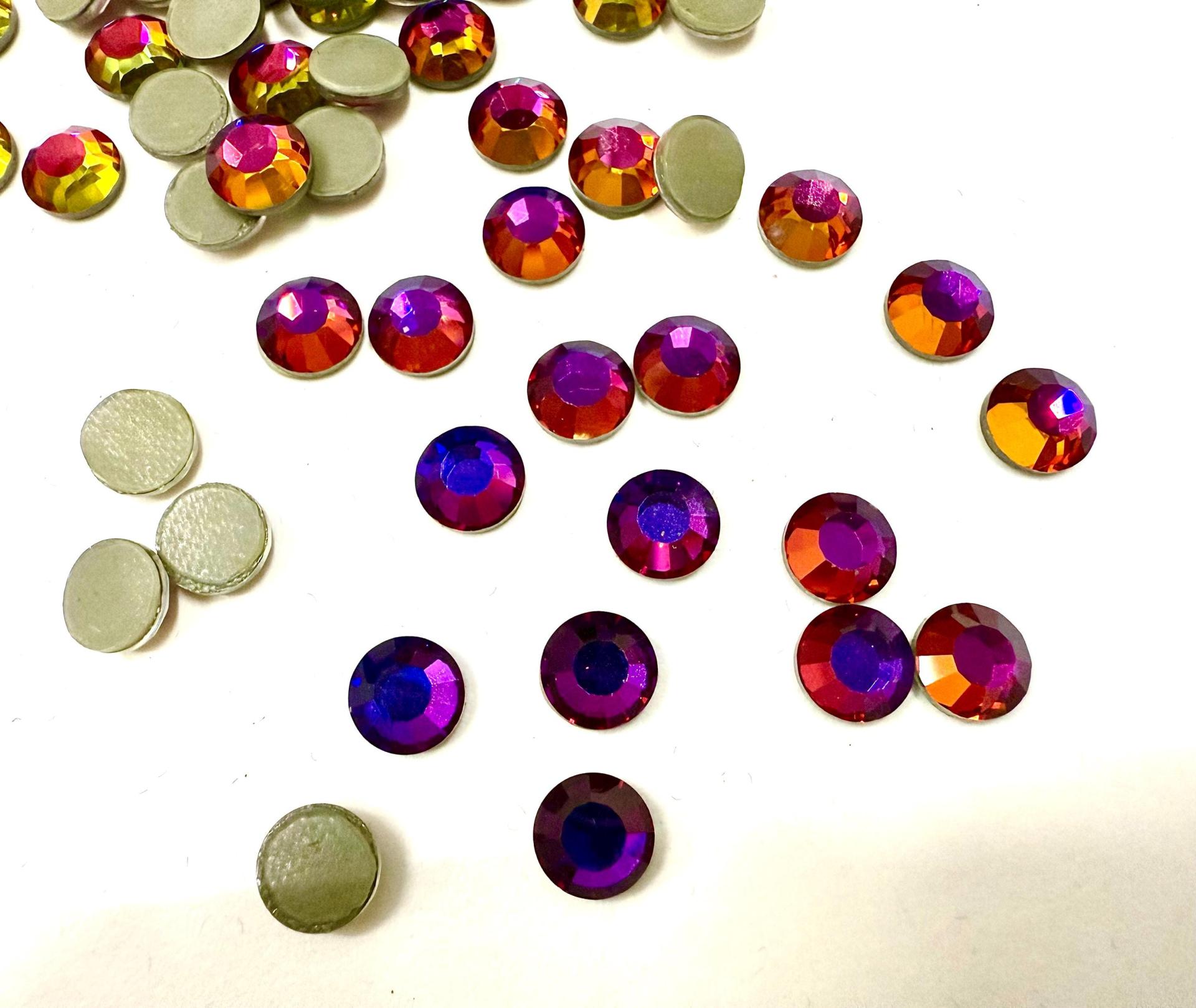 Swarovski Rose Flat Back Hotfix (2028) SS34 in Volcano