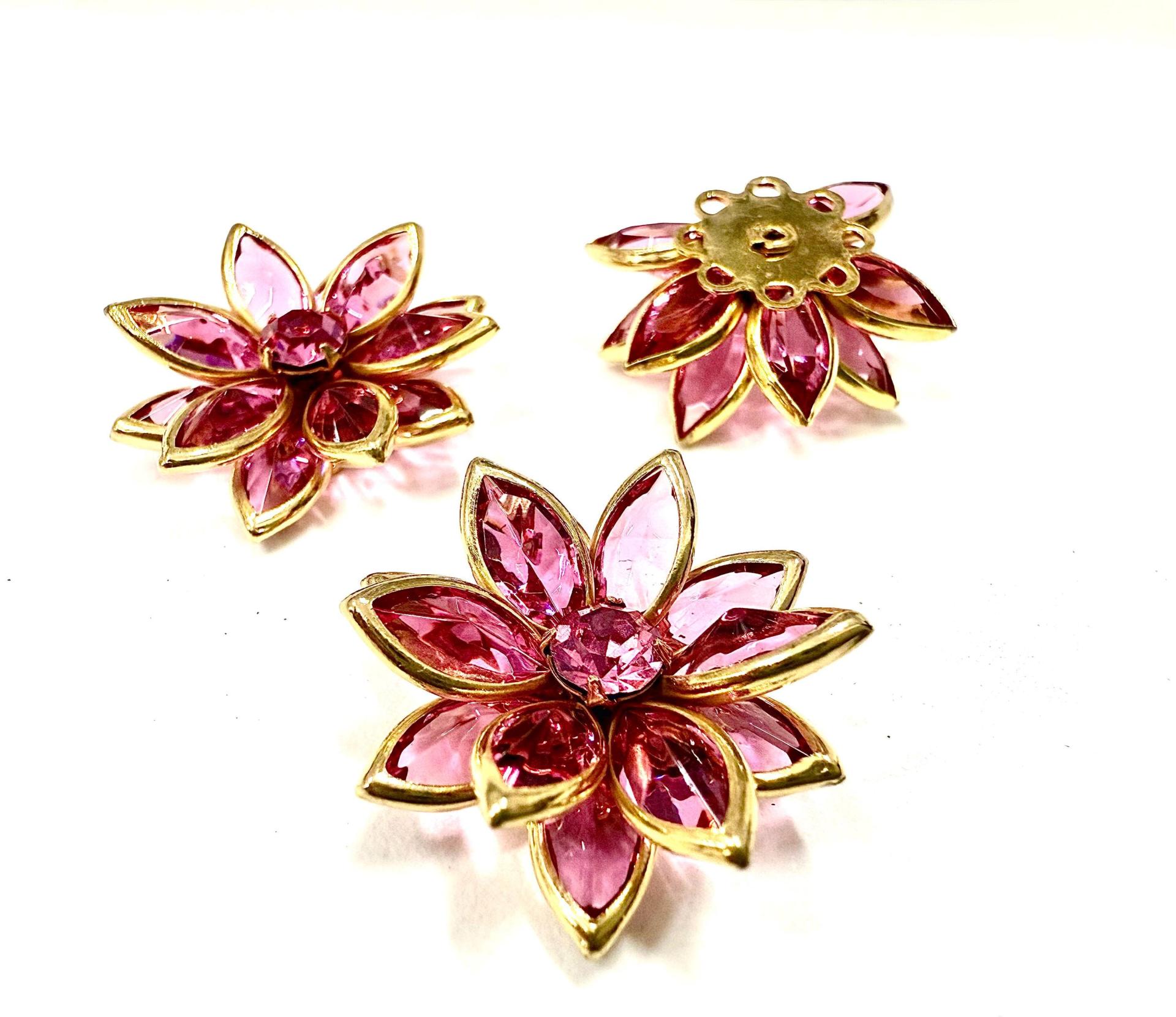 25mm Vintage channel beads in Rose crystals Navette Flower crystals embedded in gold plated metal flower DIY Supplies wedding decorations