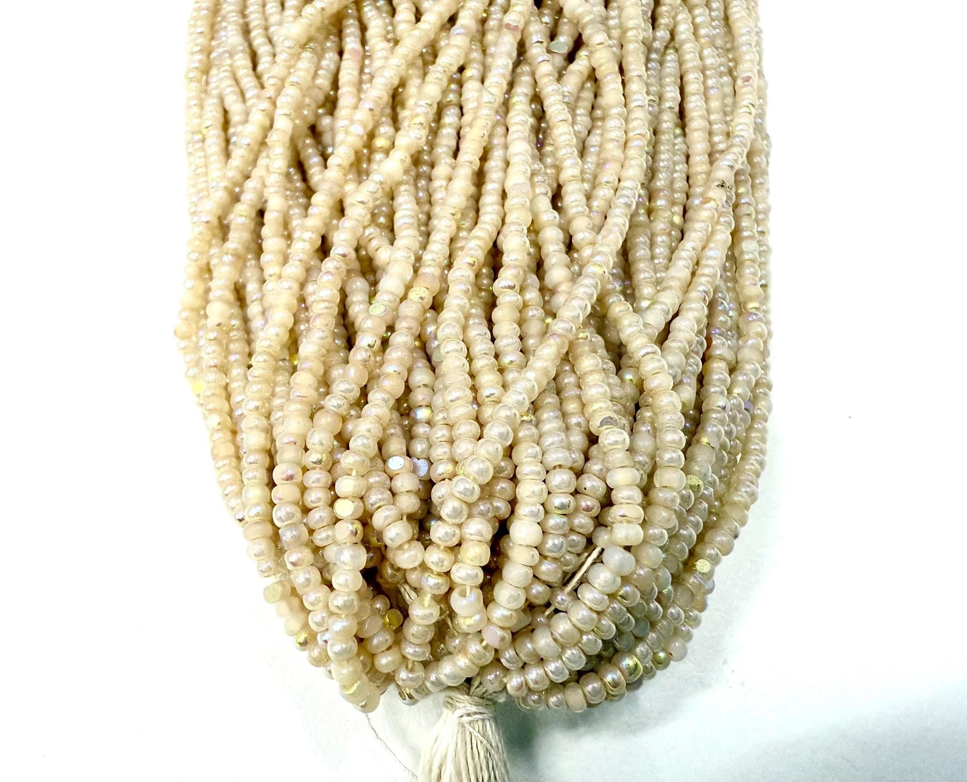 11/0 Hanks Charlotte true Cut Beads Patina Dark Cream Aurore Boreale PREMIUM SEED Beads NATIVE supplies
