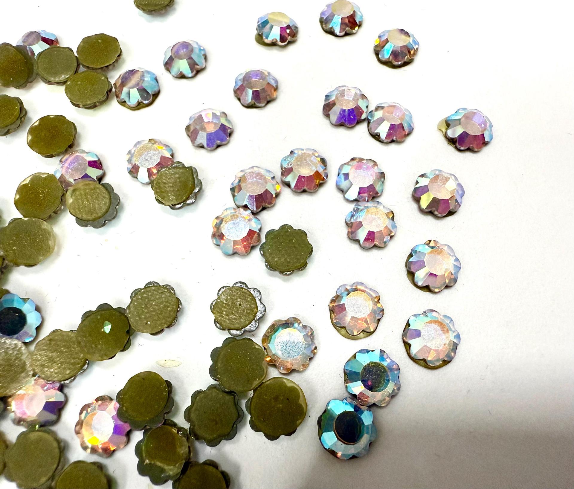 Swarovski 2728 34ss (7.2mm) Marguerite Flatback Crystal Hot Fix