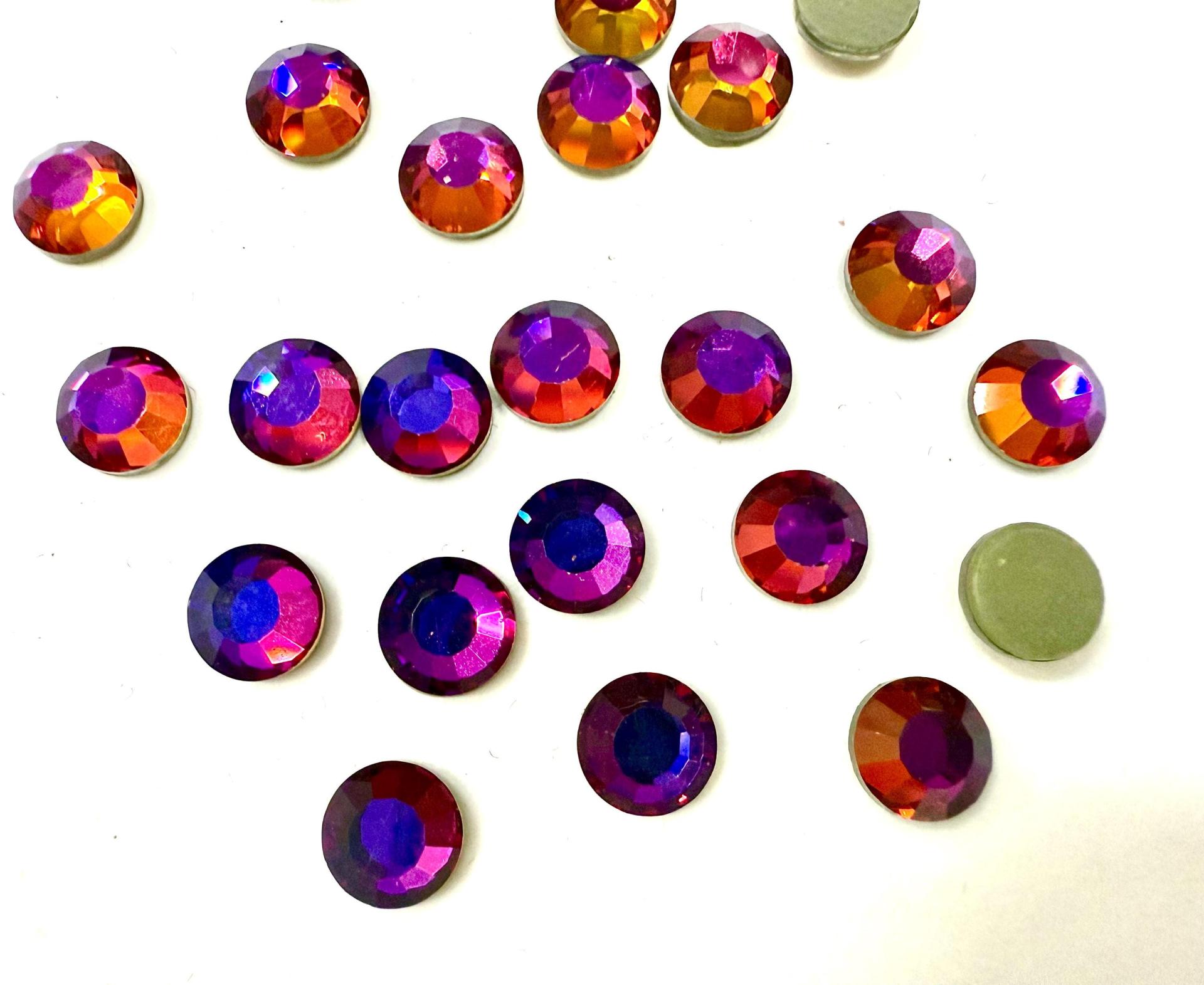 Swarovski Rose Flat Back Hotfix (2028) SS34 in Volcano