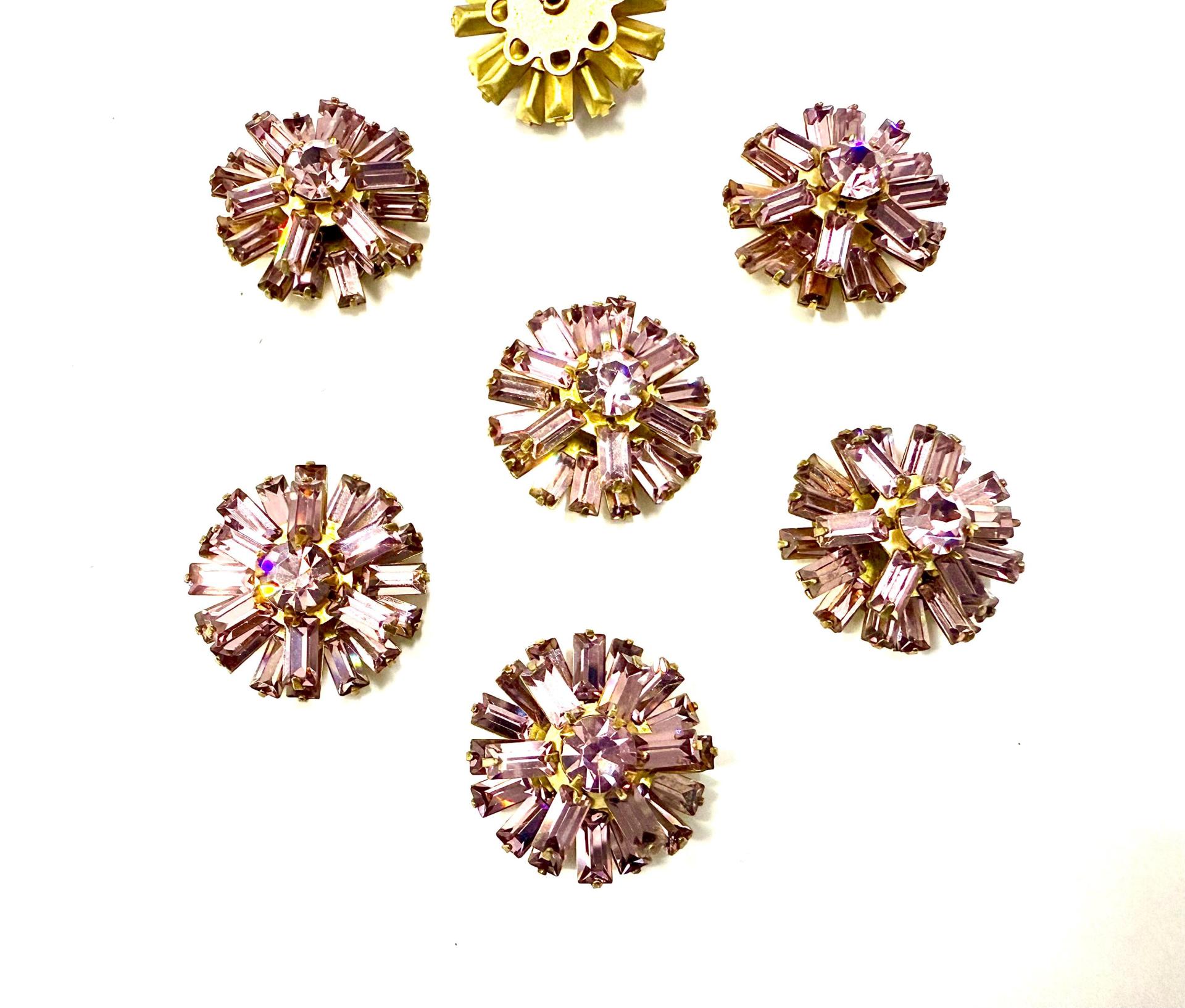 18 mm Vintage in Light Amethyst Brass settings Swarovski Embellishment DIY Supplies wedding decorations