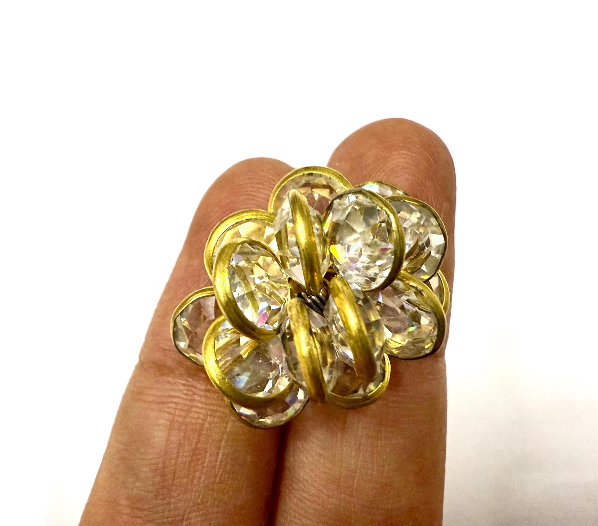 Vintage Swarovski Crystal Flower Button, Brass Metal DIY Supplies (25x22mm)