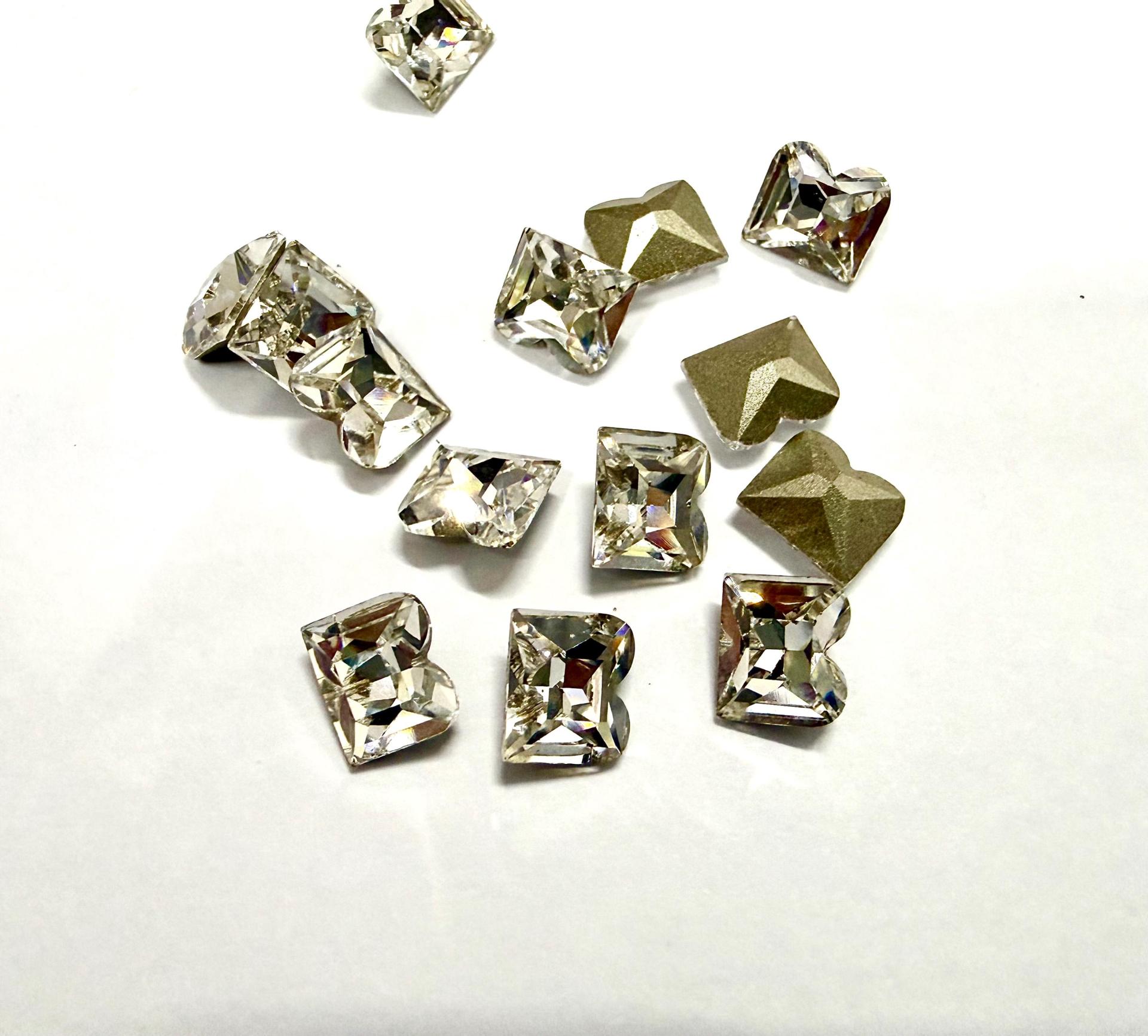 Swarovski 4889 Letter Shaped Fancy Stone Crystal (Letter B) 8mm