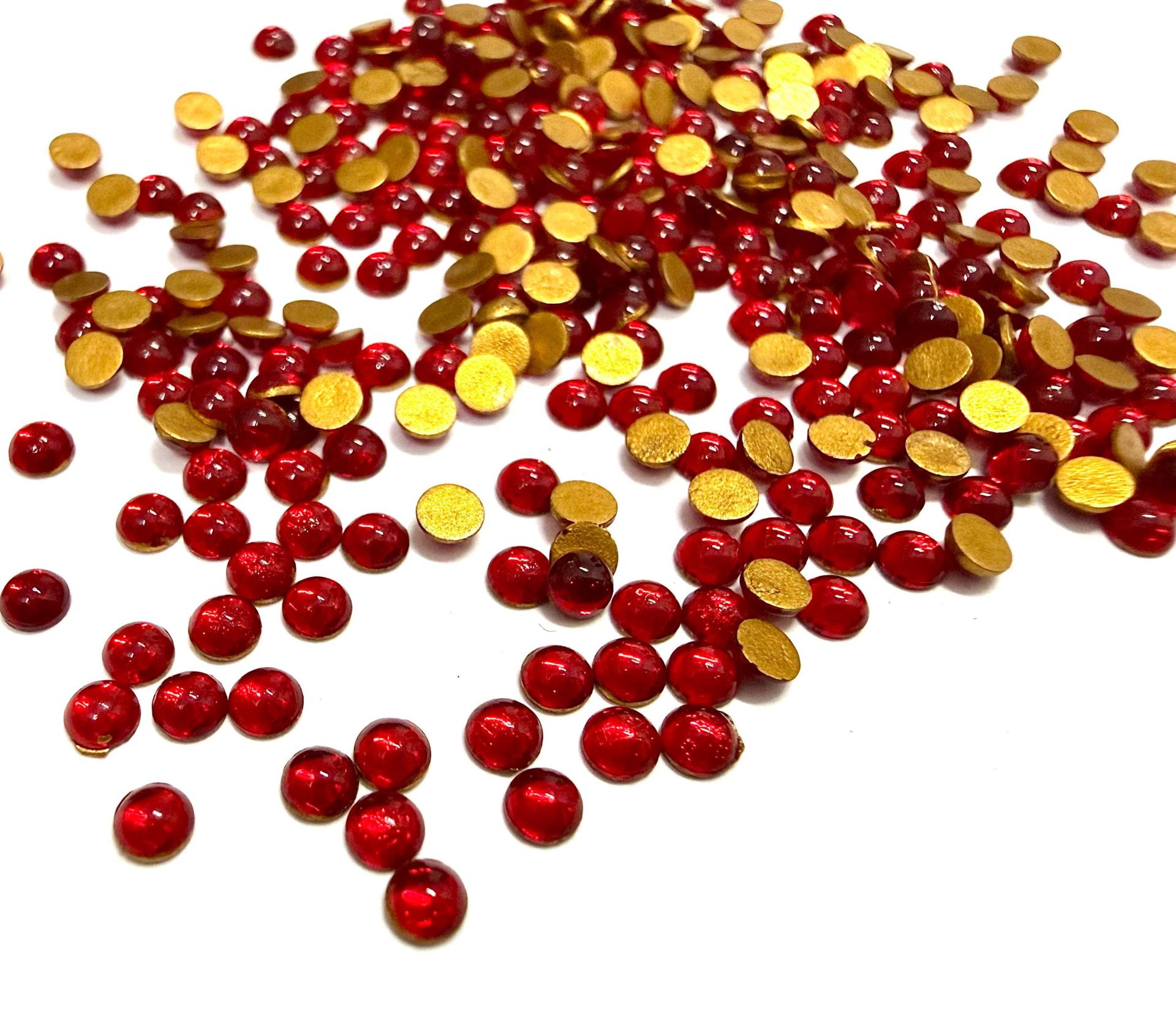 2.5mm Siam Swarovski Crystals, Flat Back Cabochons
