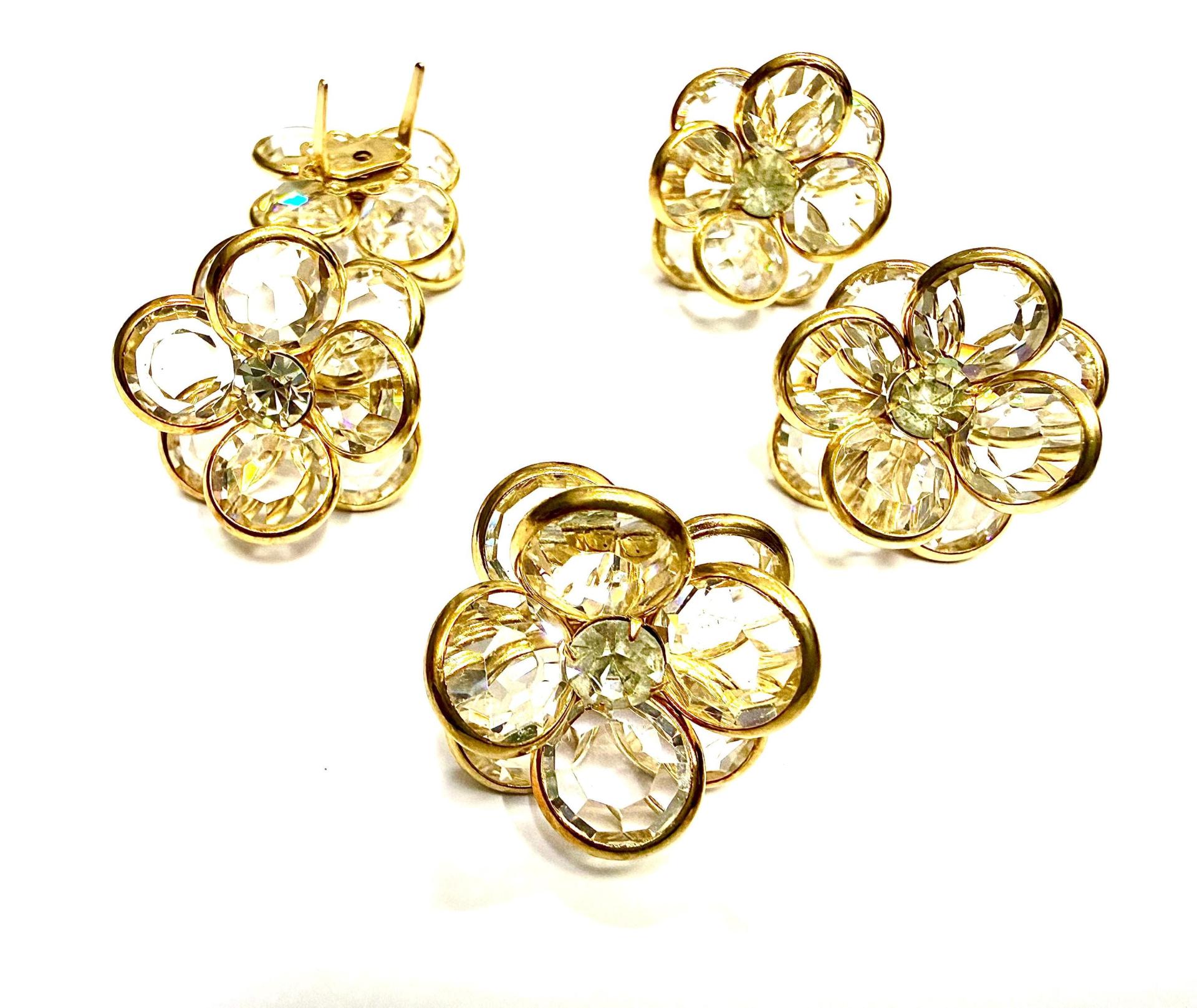 Vintage Crystal Flower Bead, Embellishment (26mm)