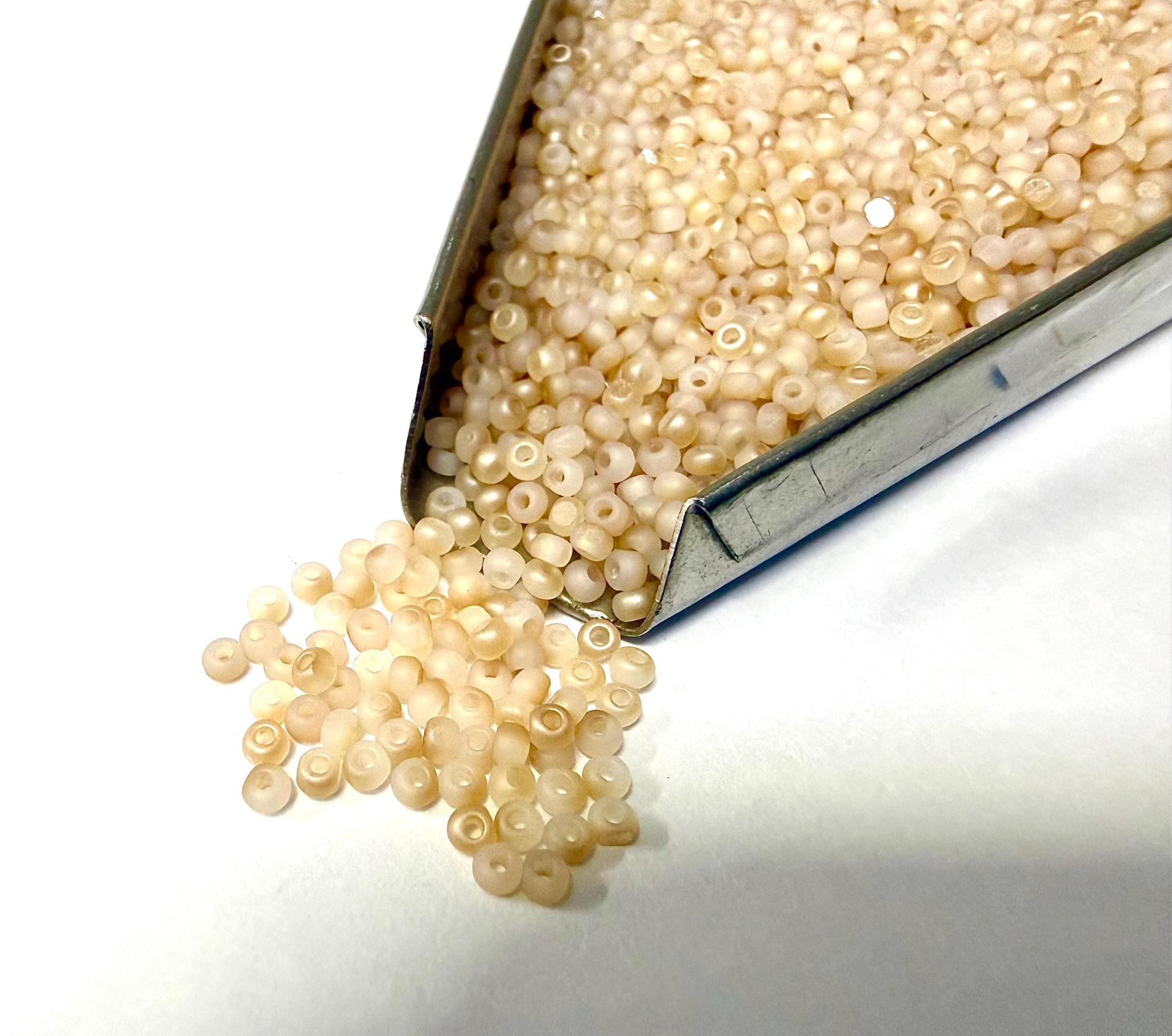 11/0 Charlotte Cut Beads: Matte White Opal Honey