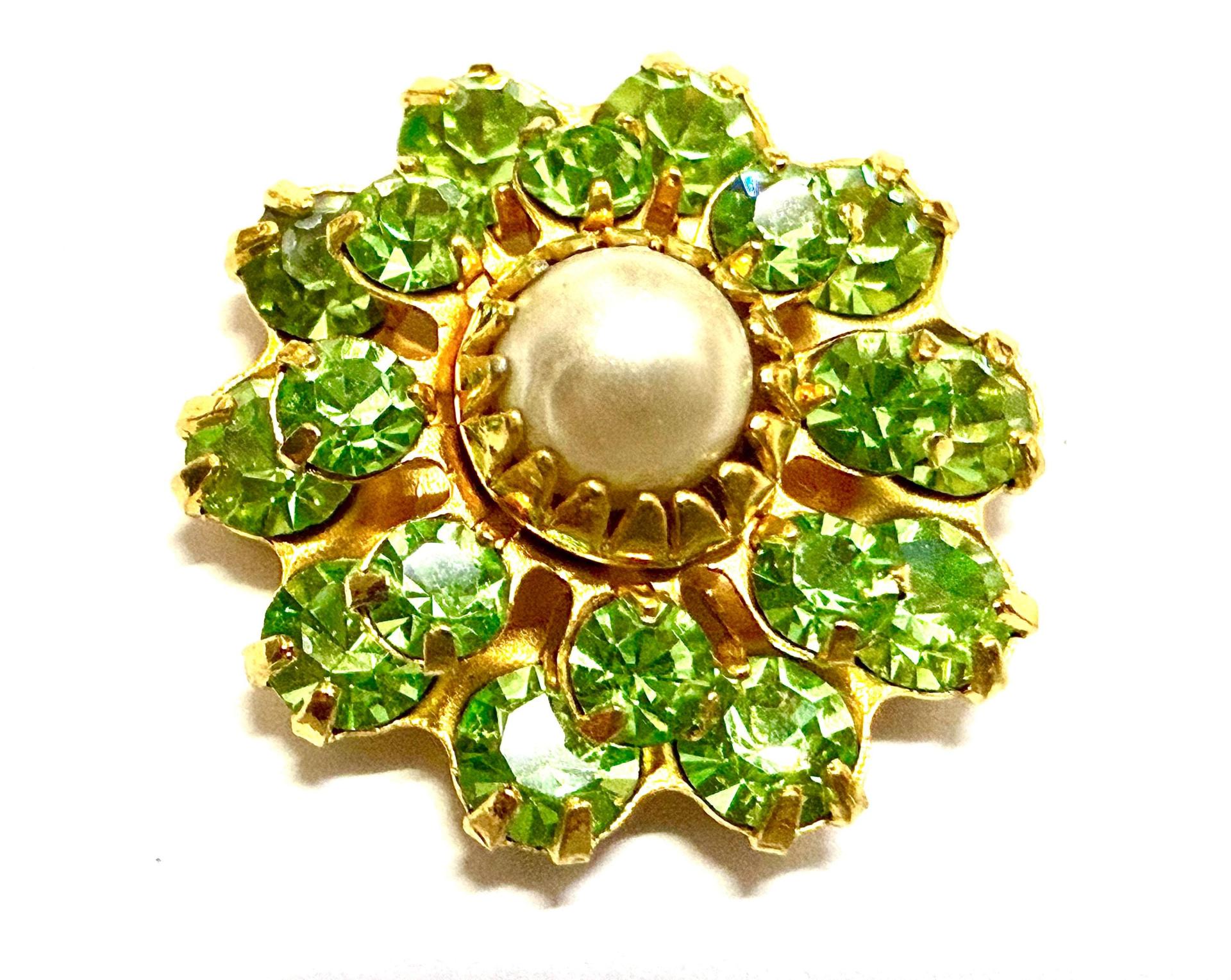 16mm Vintage brass Swarovski Flower Design in Peridot pearl crystal Embellishment DIY Supplies wedding decorations