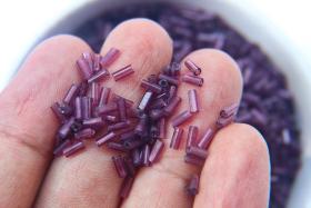 True Cuts Size 2 (2x4mm) Bugle Beads 5/10/20/50/250/500 Grams Light Amethyst Preciosa Ornella loose tube beads, embroidery materials