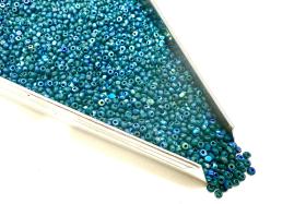 11/0 Charlotte Cut Beads Patina Opaque Emerald Aurore Boreale native beading supply