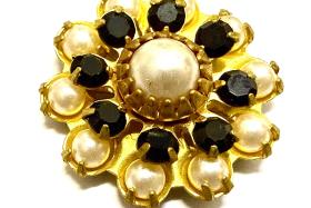 16mm Vintage brass Swarovski Flower Design in Black pearl crystal Embellishment DIY Supplies wedding decorations